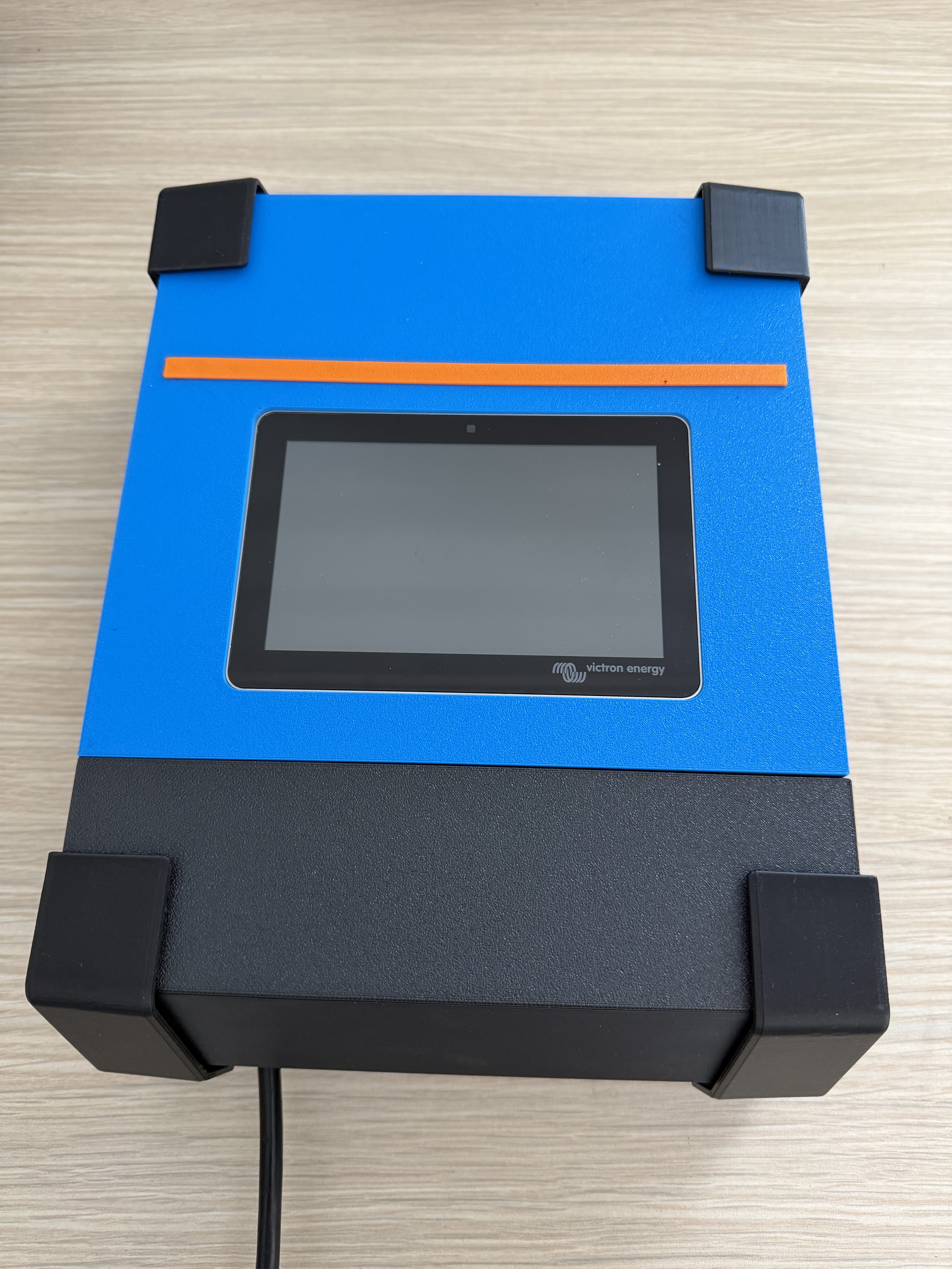 Cerbo GX and Tank 140 Housing, Optional Touch 50 Cover
