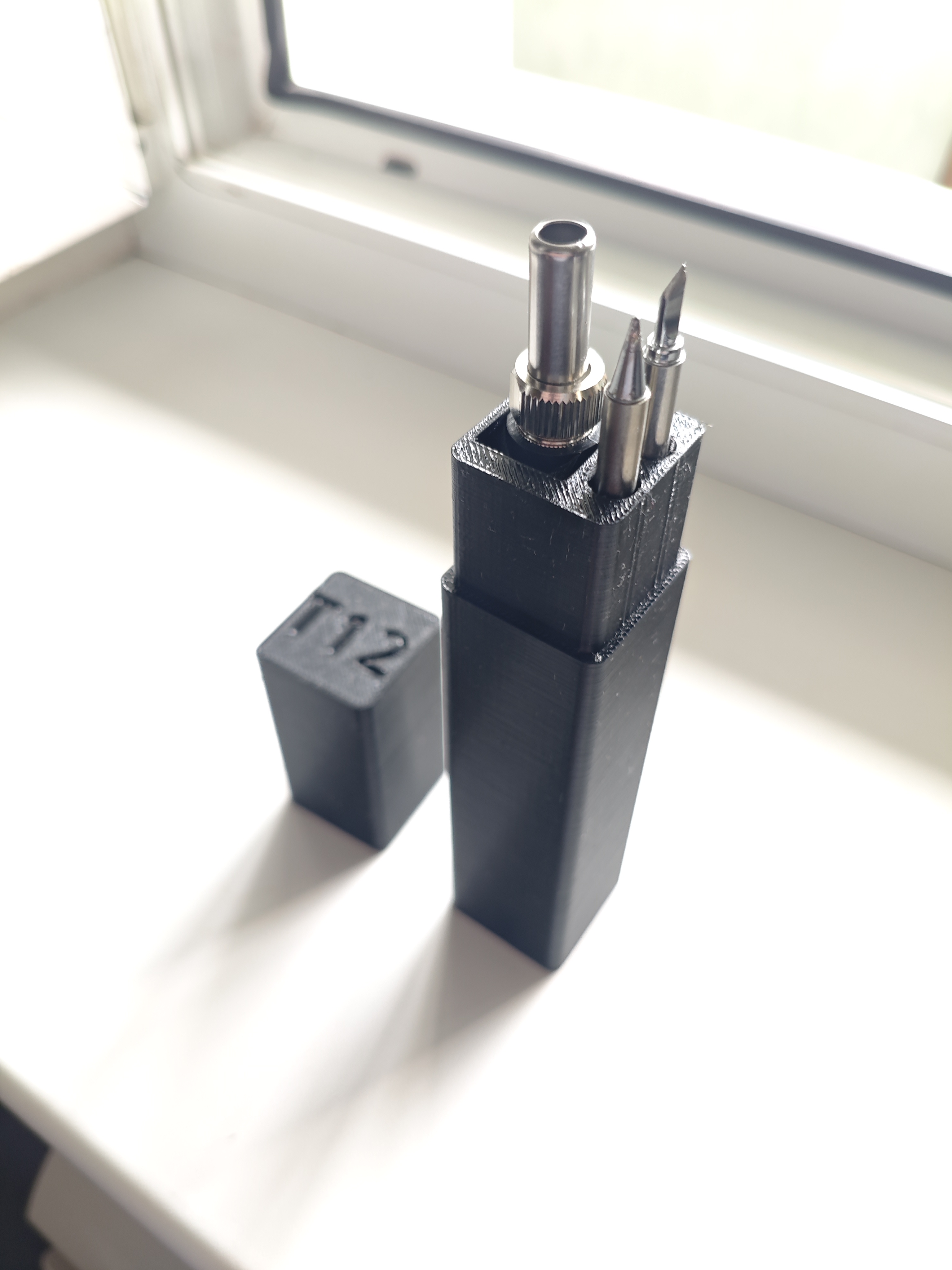 Simple case for T12 soldering iron and tips