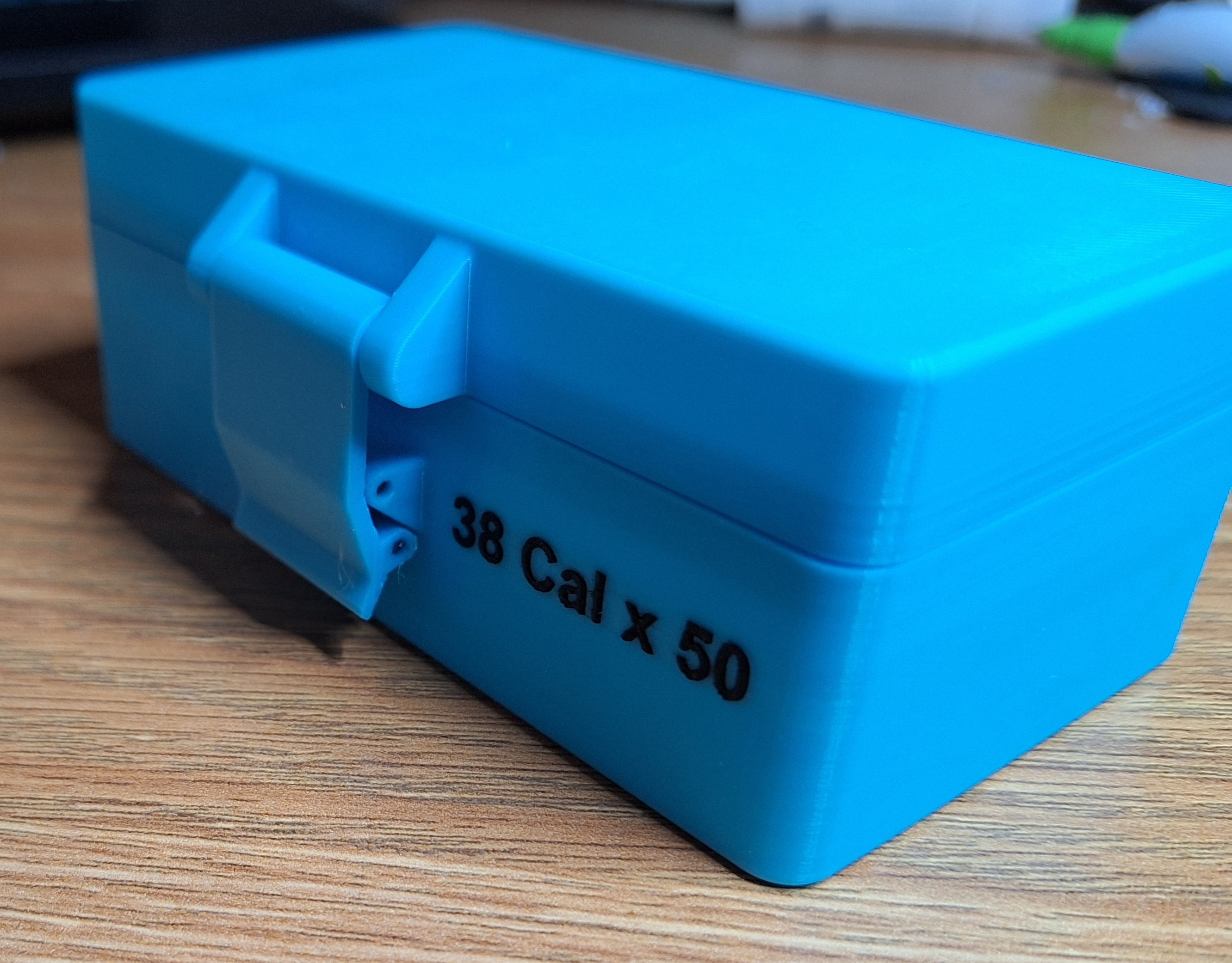 38 Calibre  x 50 ammo box — miniatura 3