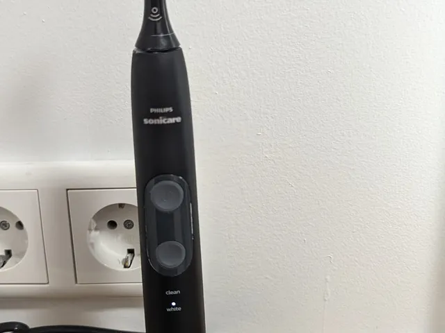 Sonicare Stand 1 or 2 Toothbrushes