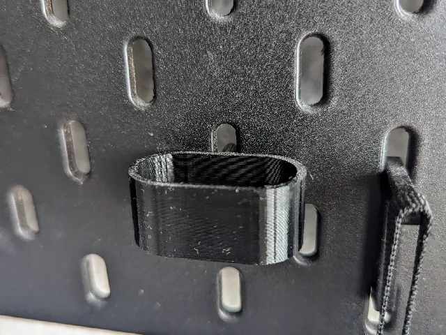 Earplugs Case - Skadis Holder