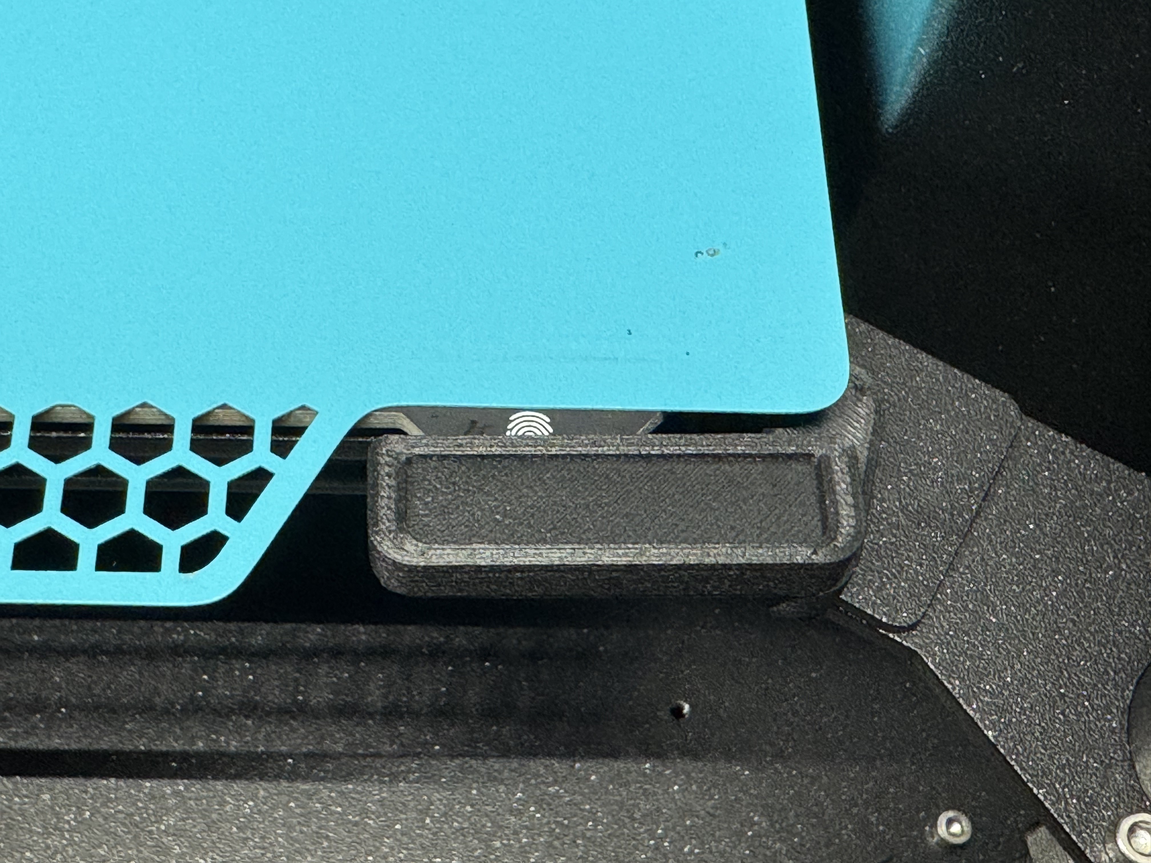 Core One Universal Wiper - Nut Version (Right Side)