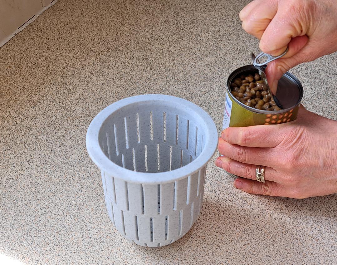 Miniatura 2 do modelo 3D Tin Can Colander