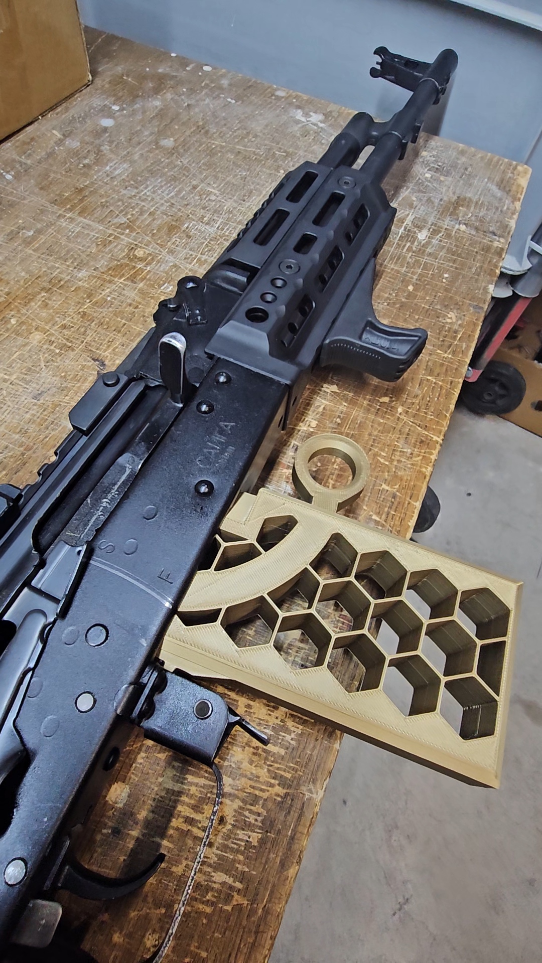 Saiga .223 AK Mag block with hold open by Ramonin3d | Download free STL ...