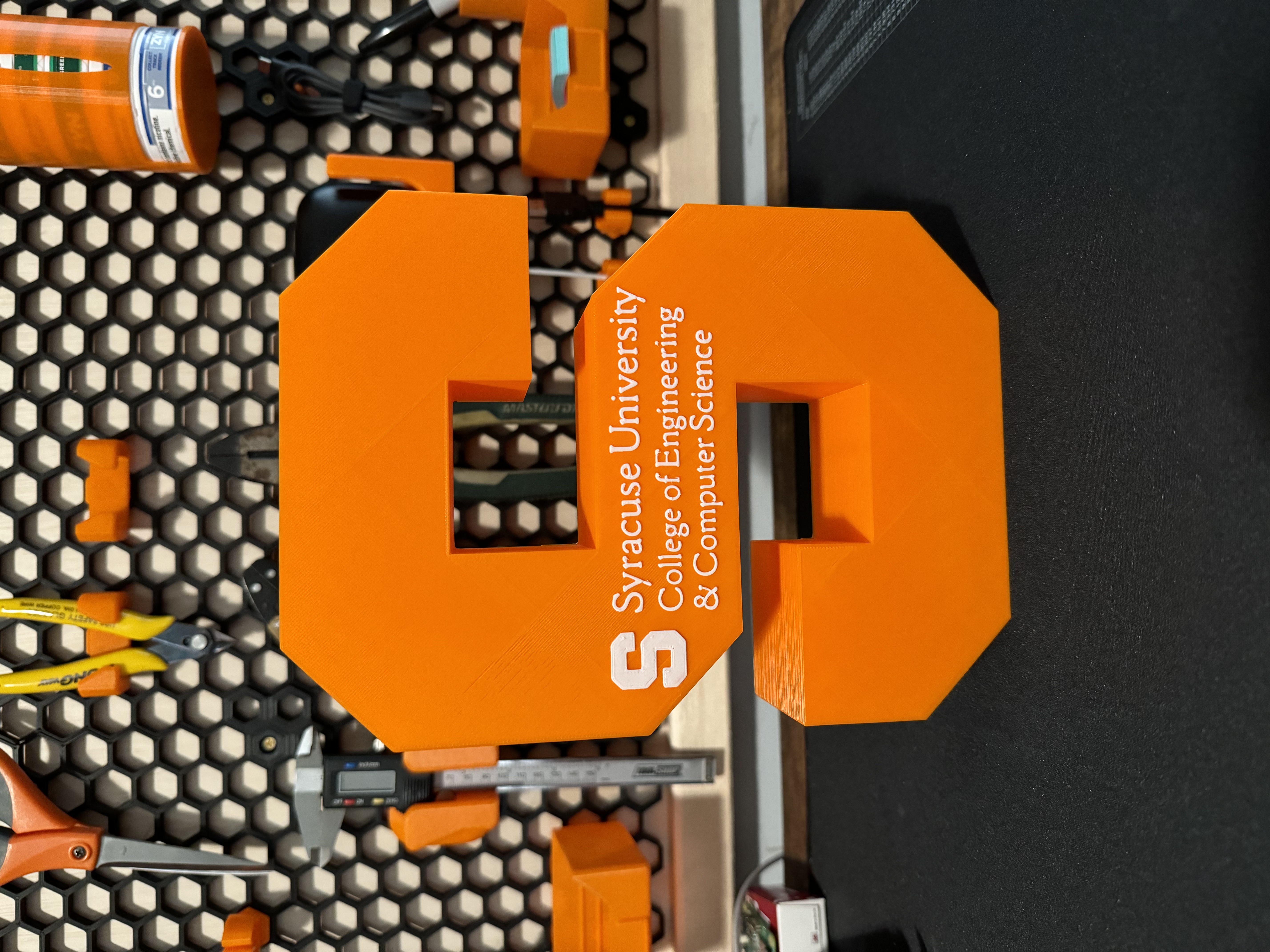 Syracuse University Logo With ECS Insignia
