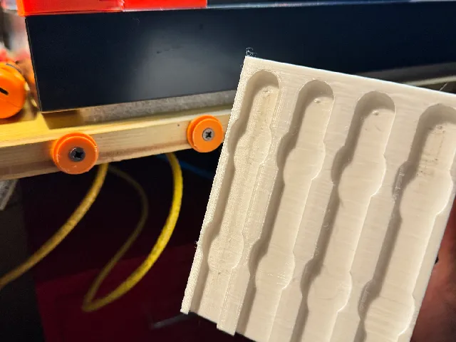 wall or wood  Multiconnect adapter for Multiboard