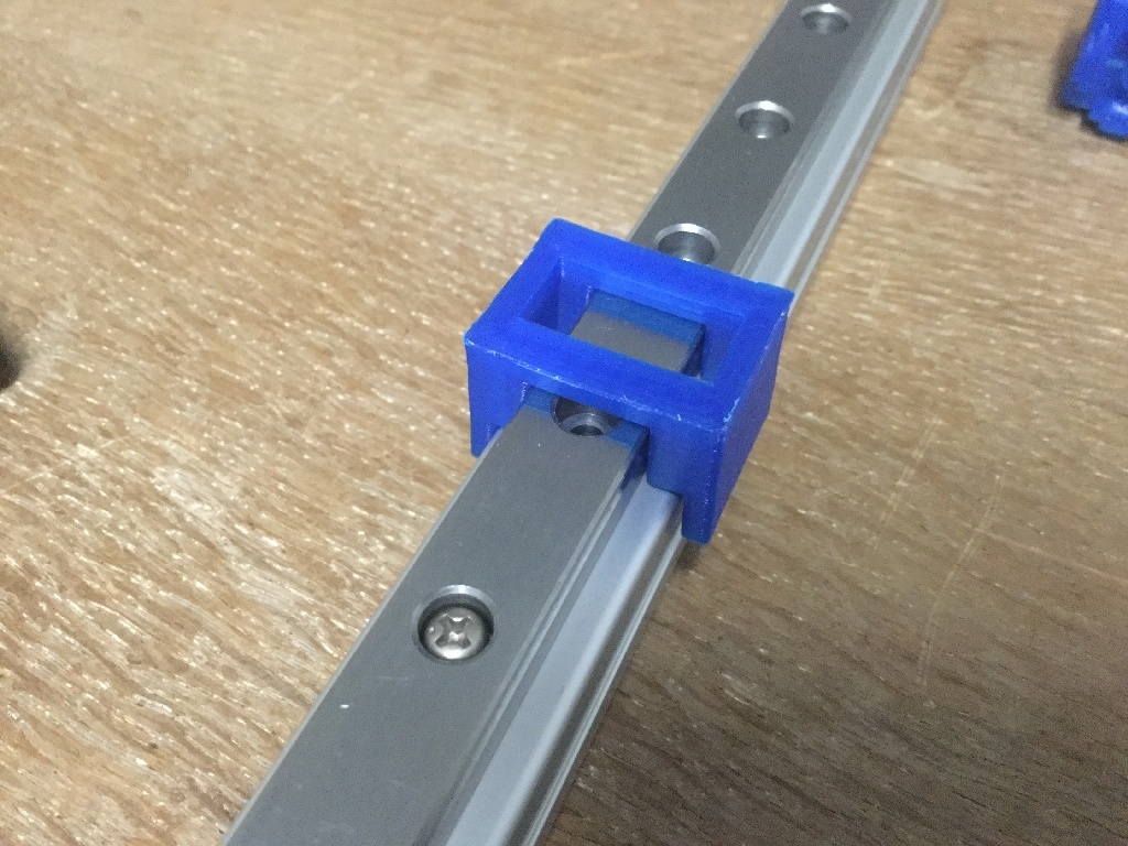 2020/2040 Linear Rail Mount Helper (Customizable) by geit_de Download