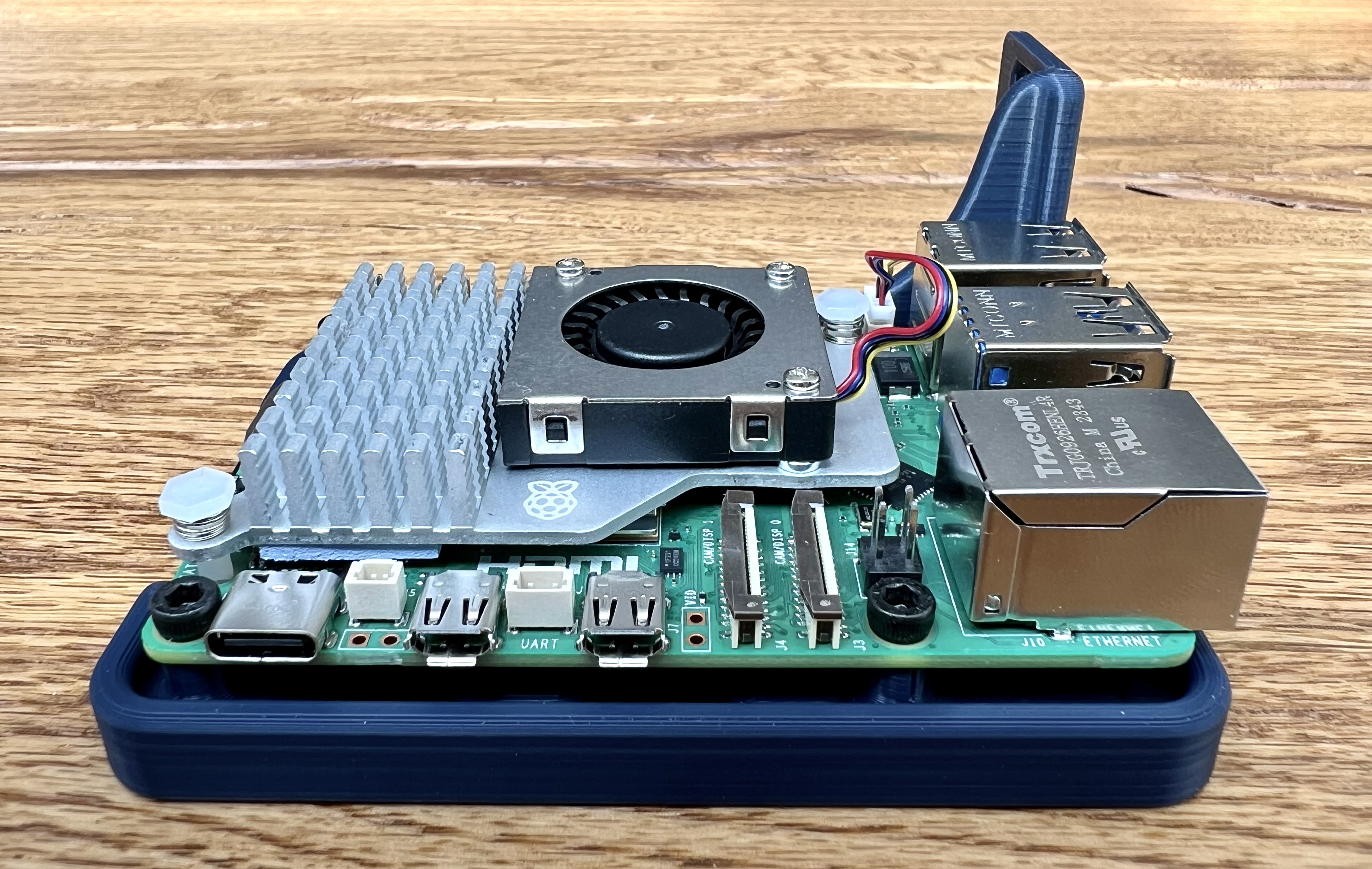 Miniatura 3 do modelo 3D Raspberry Pi 5 Rack Mount - right sided