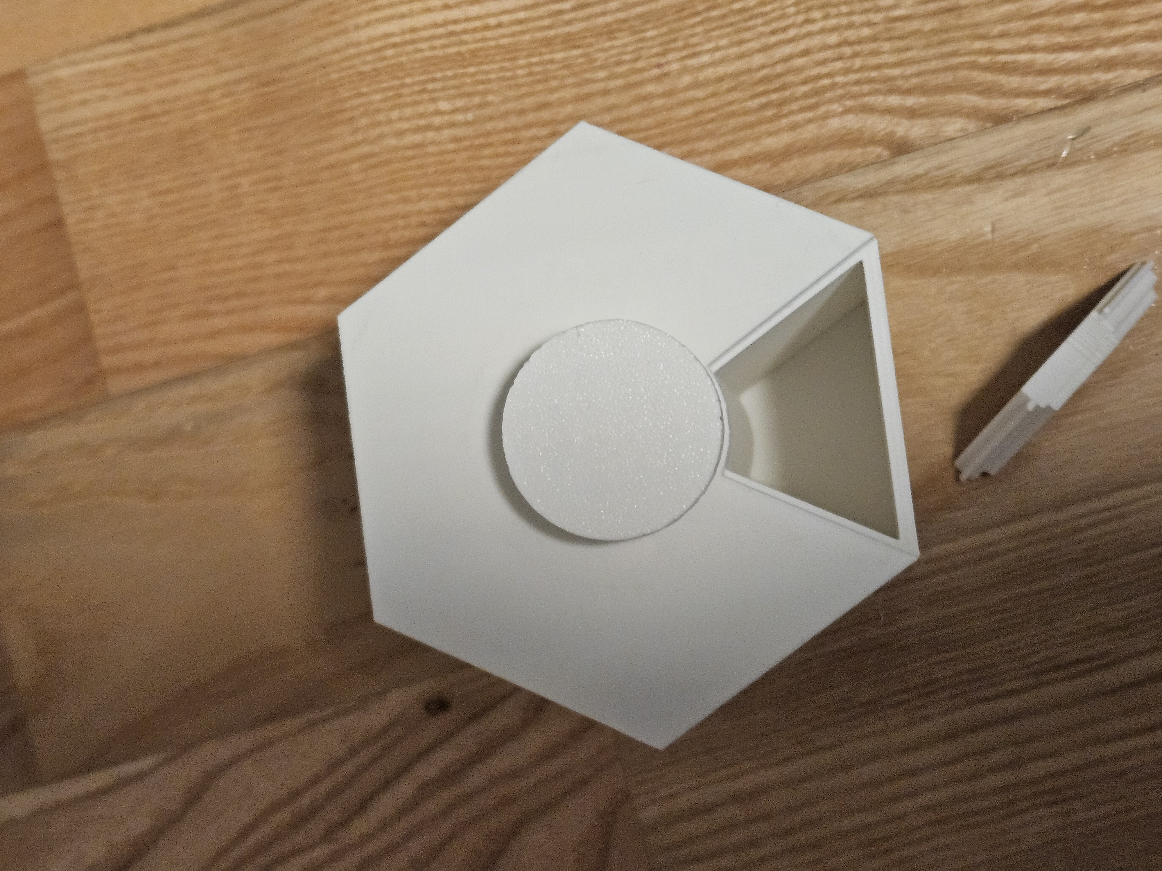 Knitting needle box