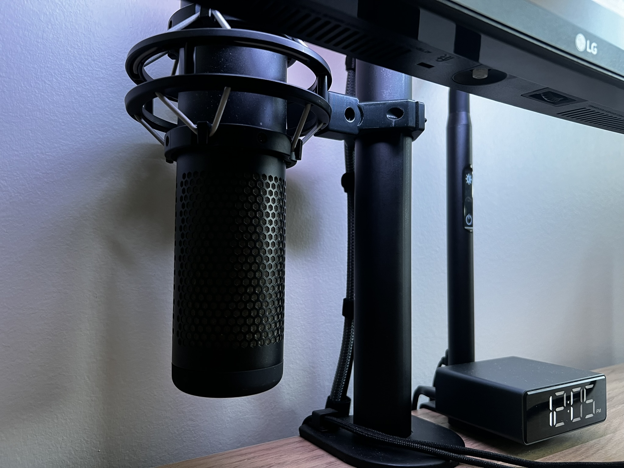 Quadcast (S) Post/Monitor Stand (3.5cm dia) Mount/Bracket/Clamp