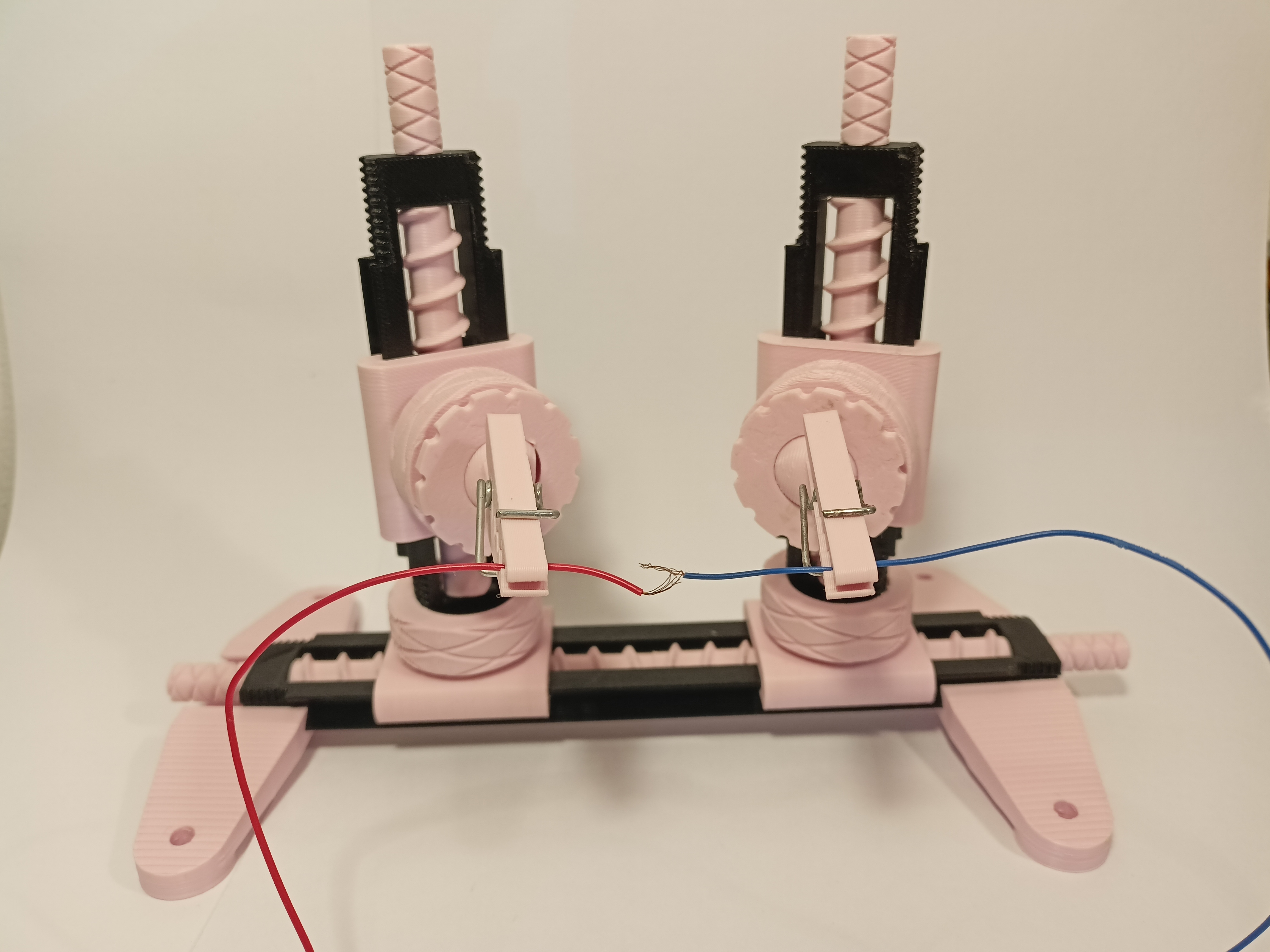Miniatura 2 do modelo 3D Modular adjustable holder system