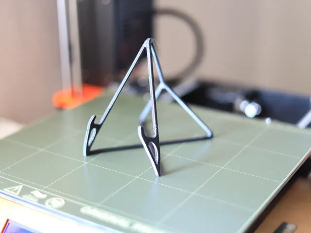 A Phone/Tablet Stand in 47 Minutes