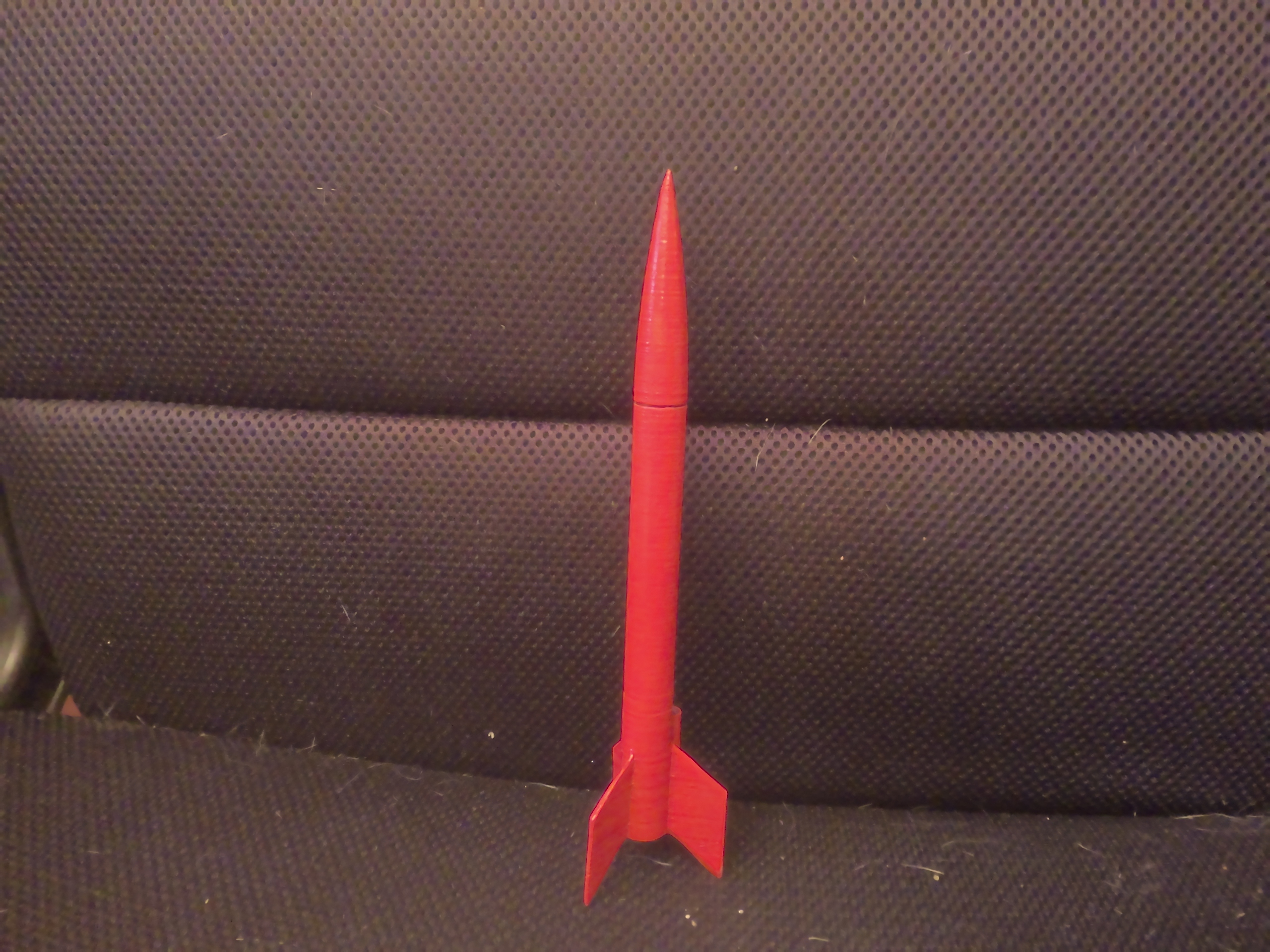 Miniatura 2 do modelo 3D Gourd - Model Rocket