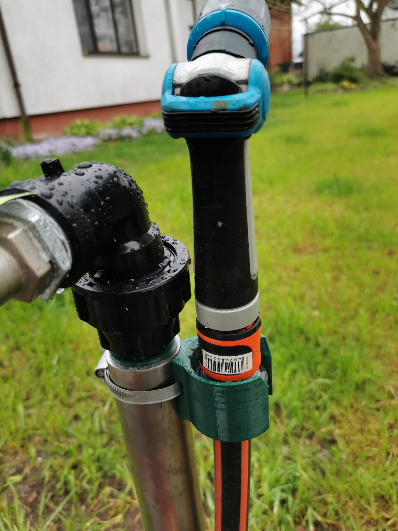 Garden hose nozzle holder by octopuss | Download free STL model ...