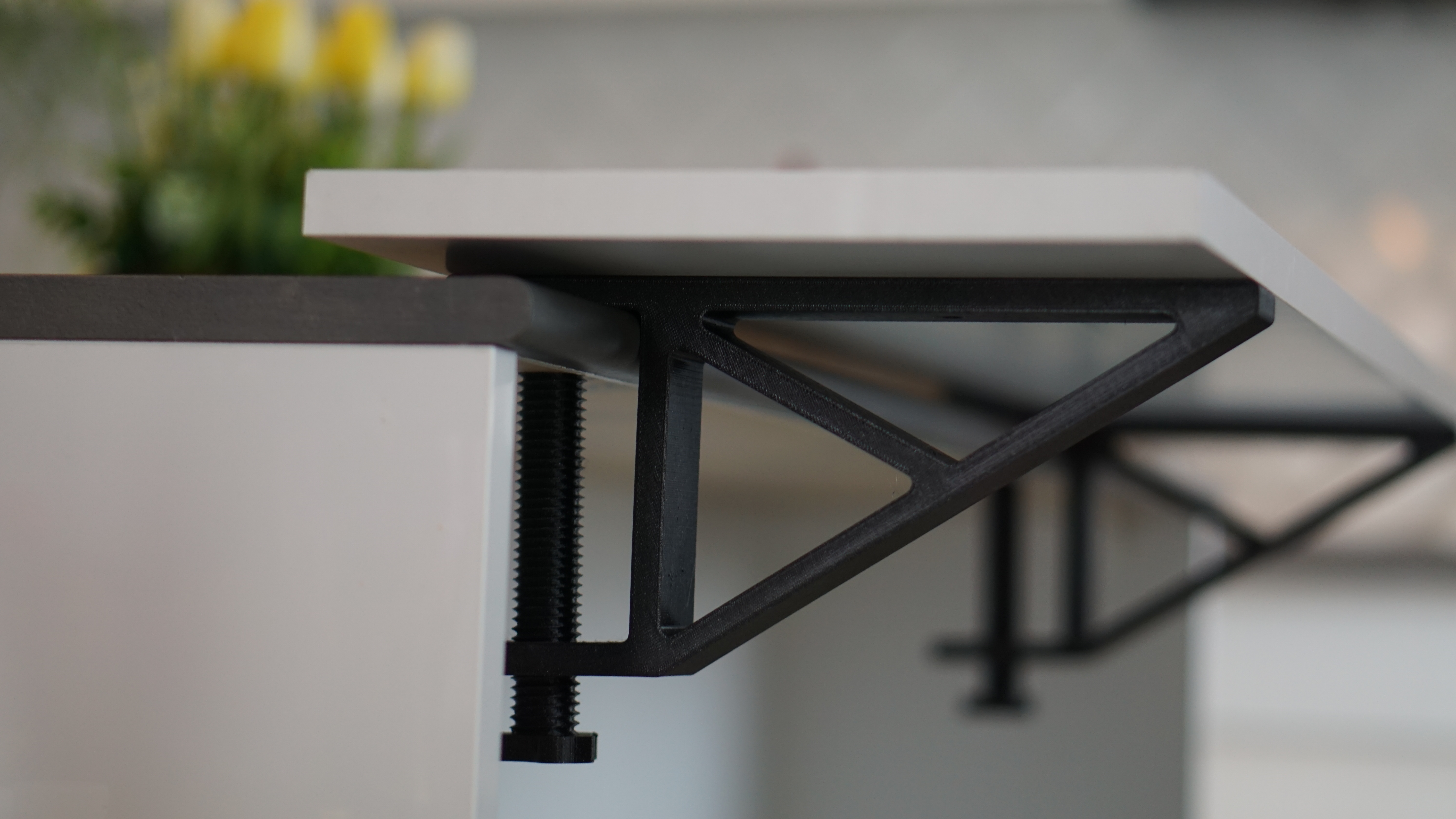 Miniatura 3 do modelo 3D Parametric Table Mount - Extender