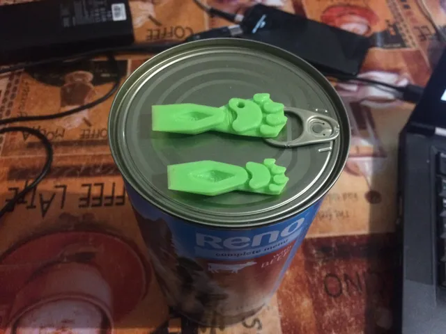 Can opener - Otvírák na plechovky