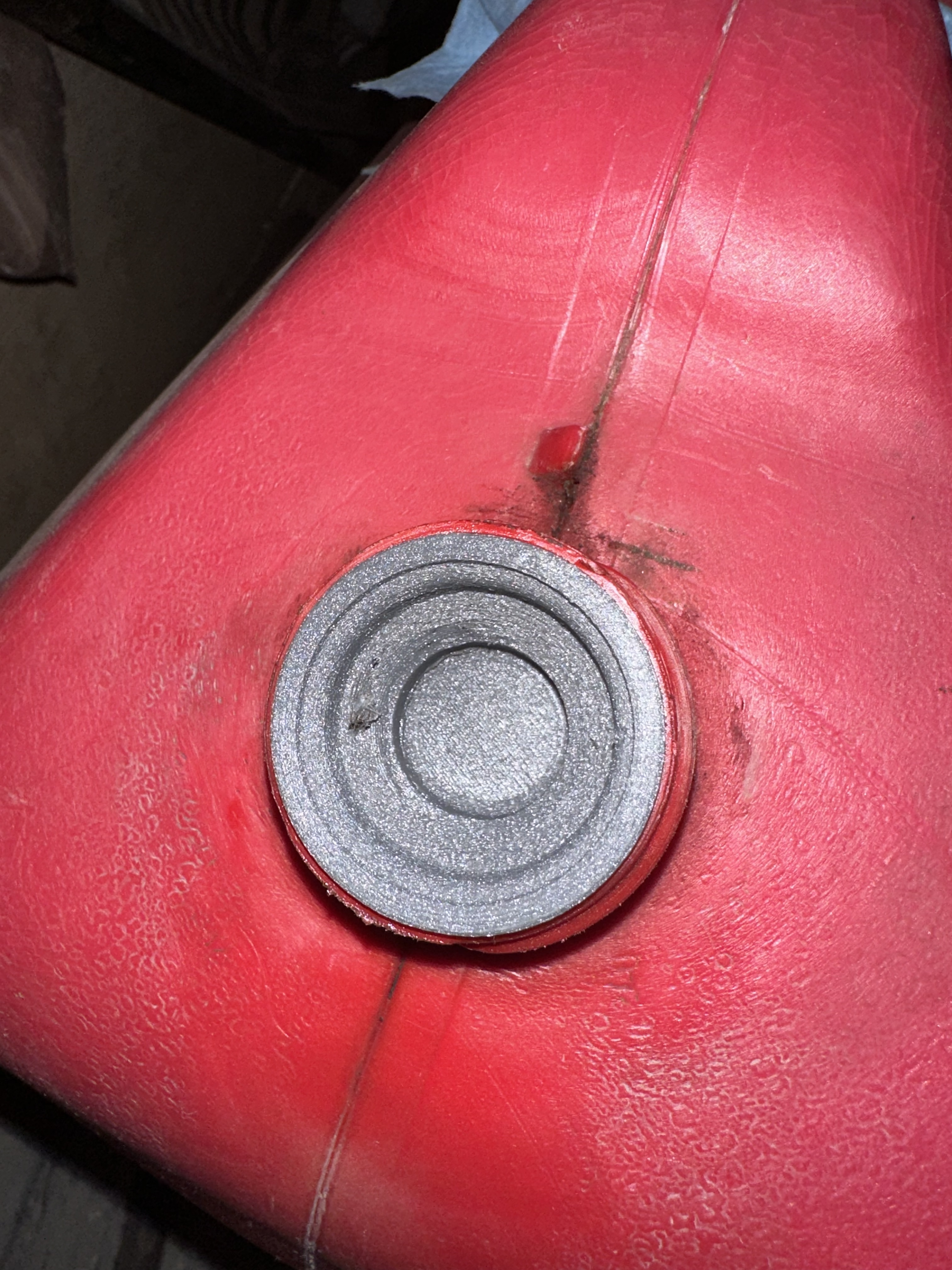 Miniatura 2 do modelo 3D Jerry Can Dust Cap