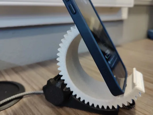 Tilt Phone Stand V2.0 - Charge Cable Mod
