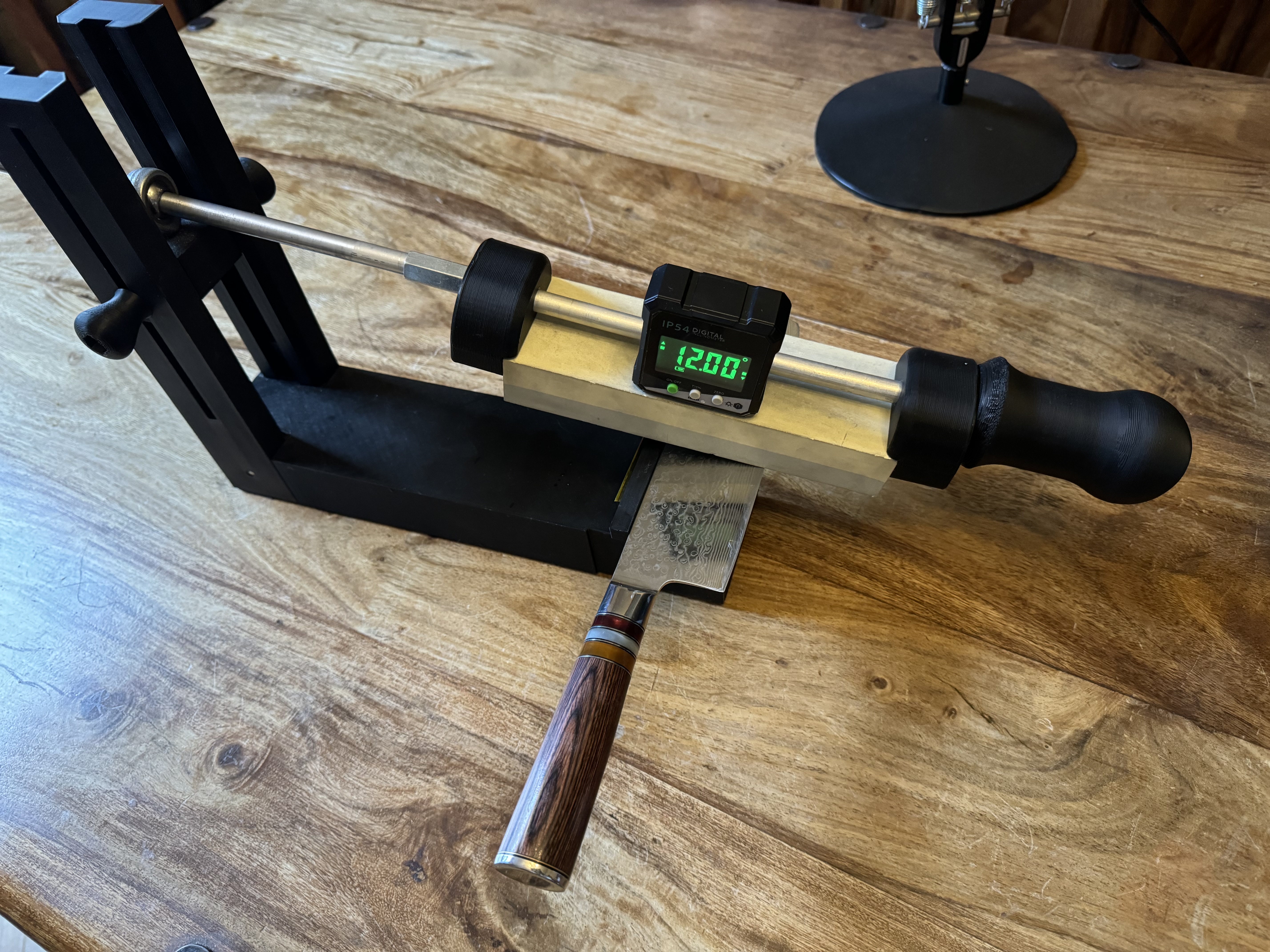 The Dundee Knife Sharpener V1