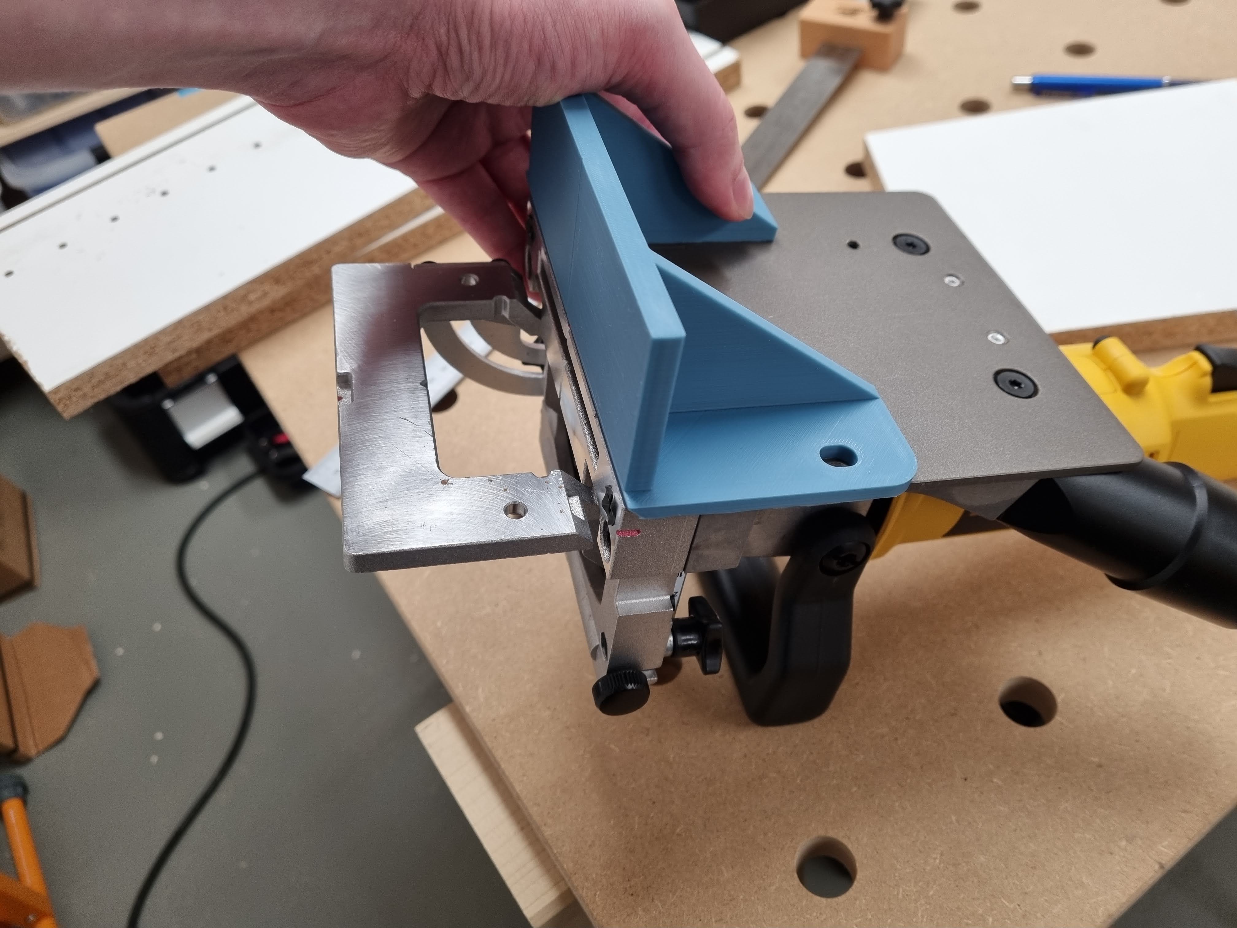 biscuit joiner attachment (Dewalt DW682k) by Stefan Gojan Download