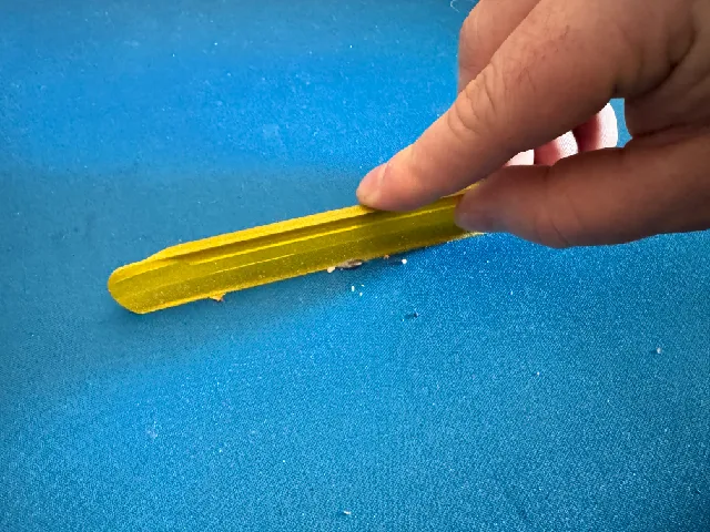 Crumb Scraper