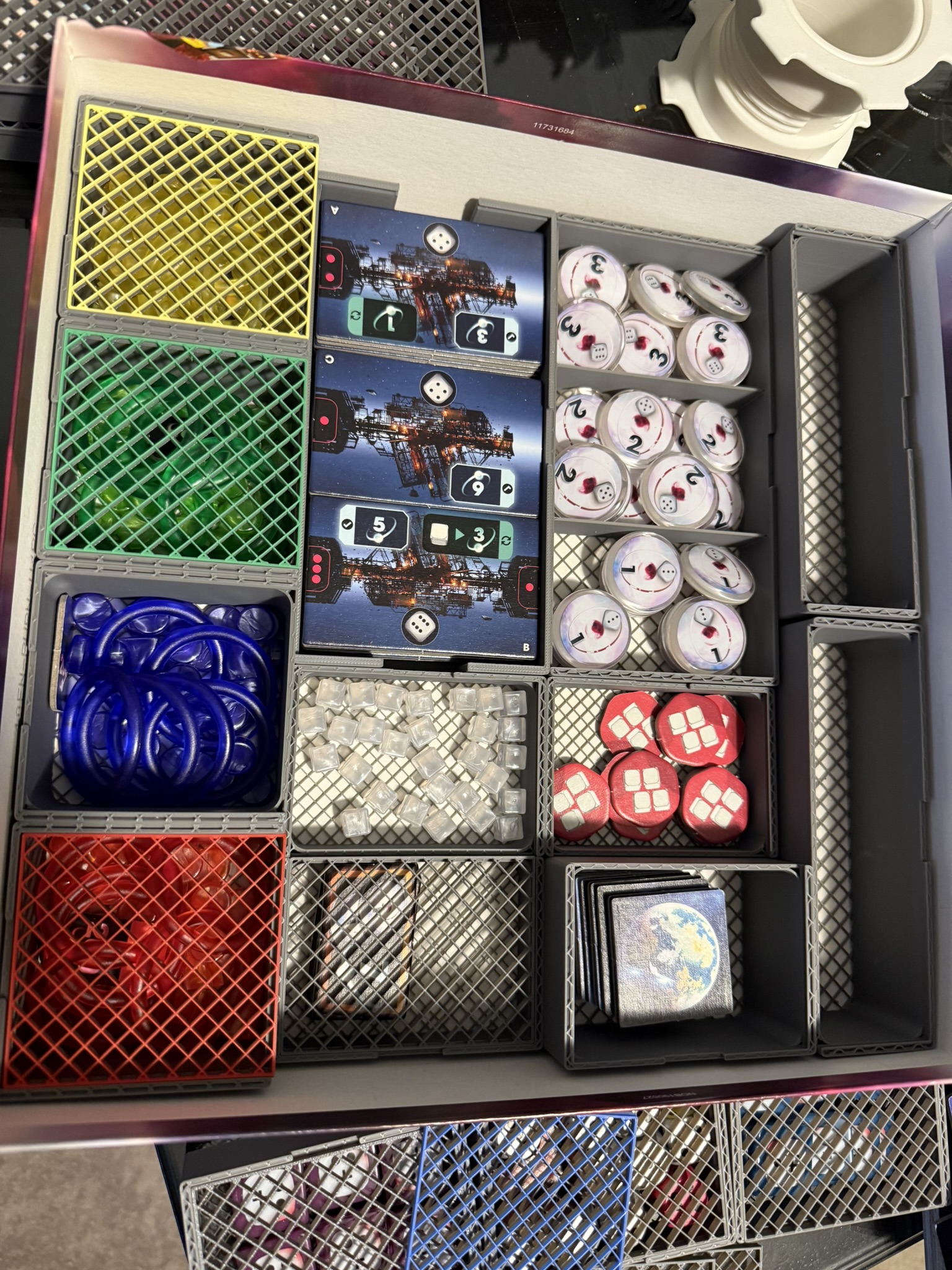 Pulsar 2849 box to table insert supporting geek bits and vertical storage