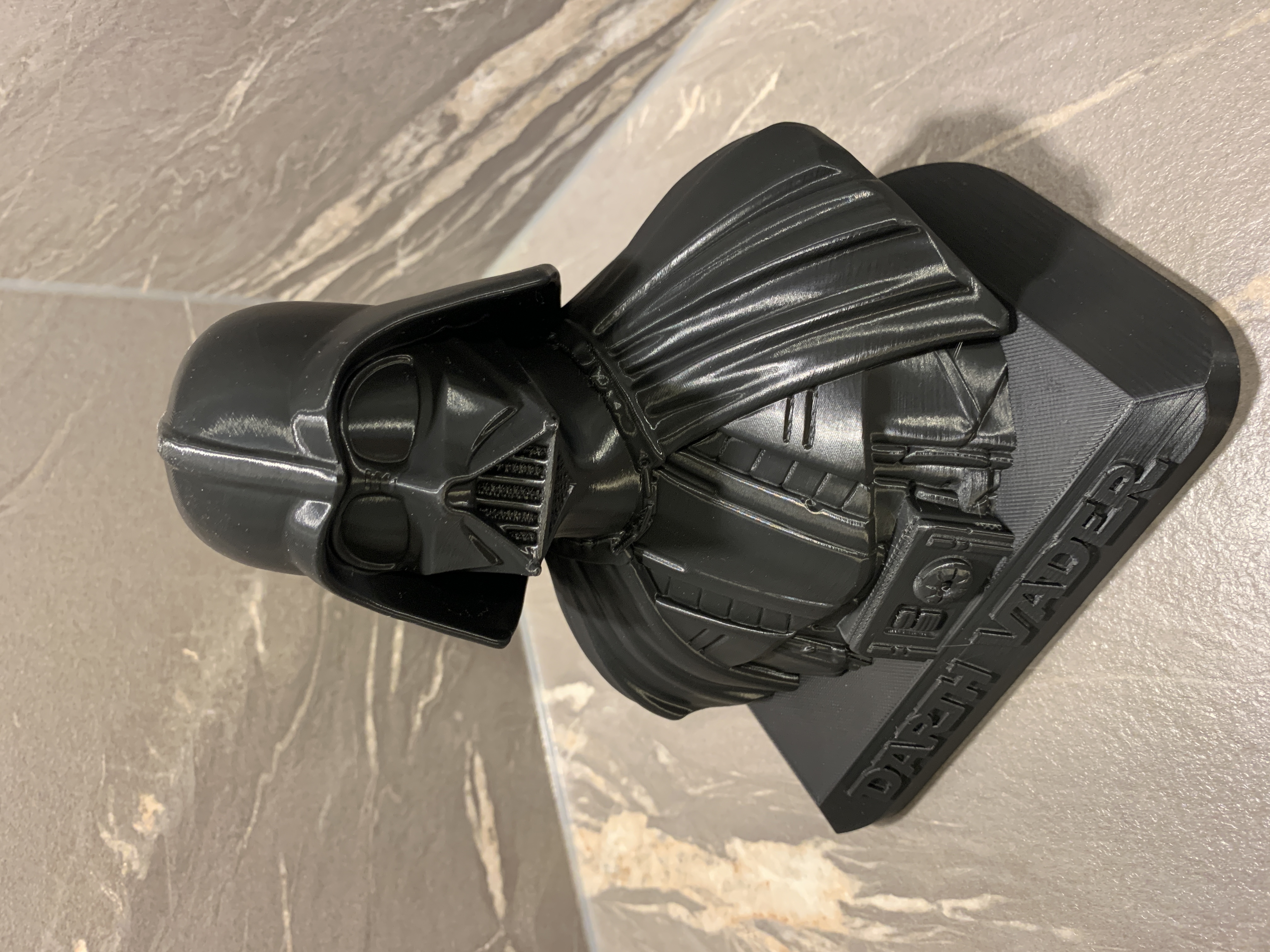 Miniatura 3 do modelo 3D Darth Vader Bust - base+lettering