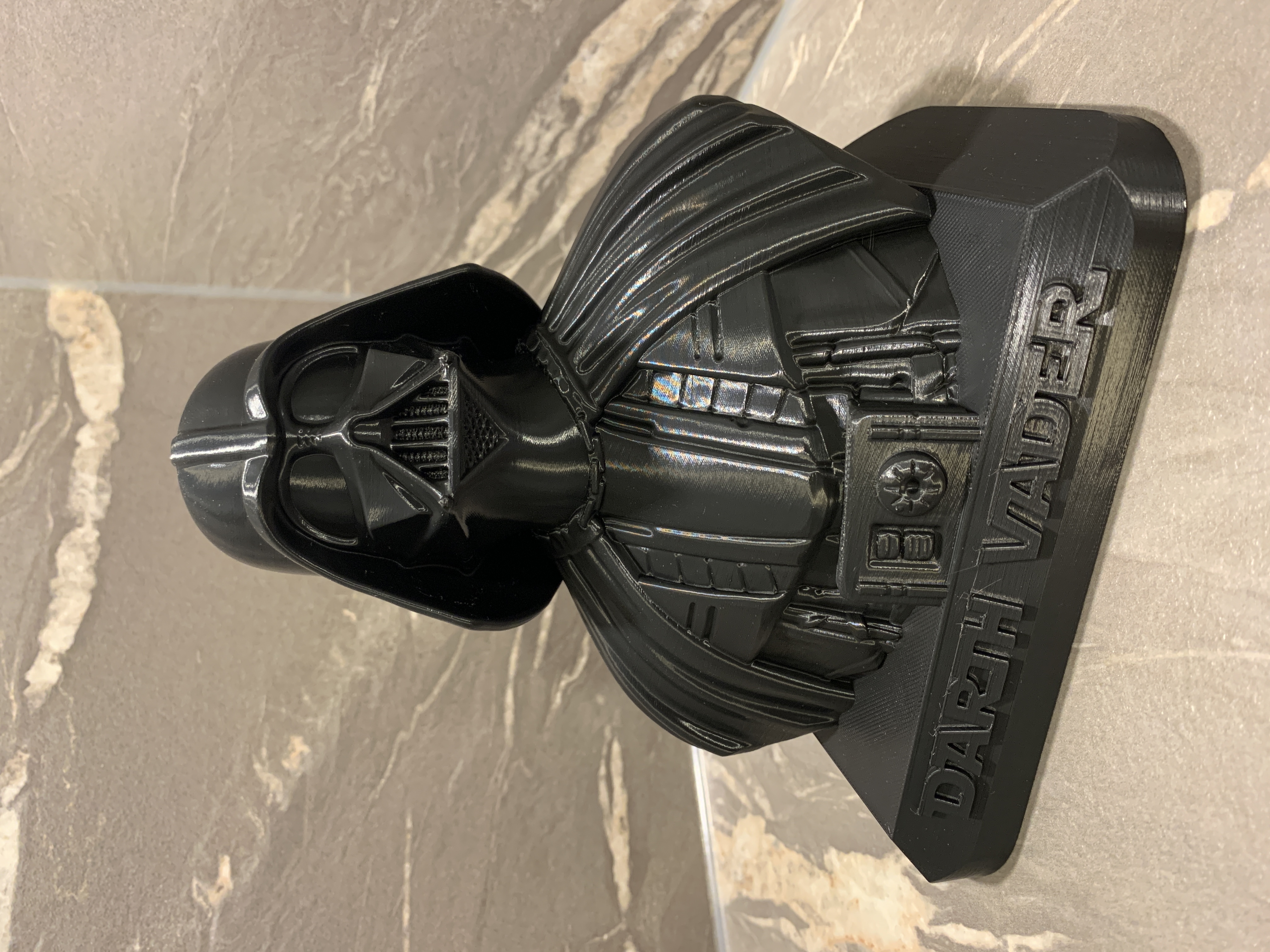 Darth Vader Bust - base+lettering