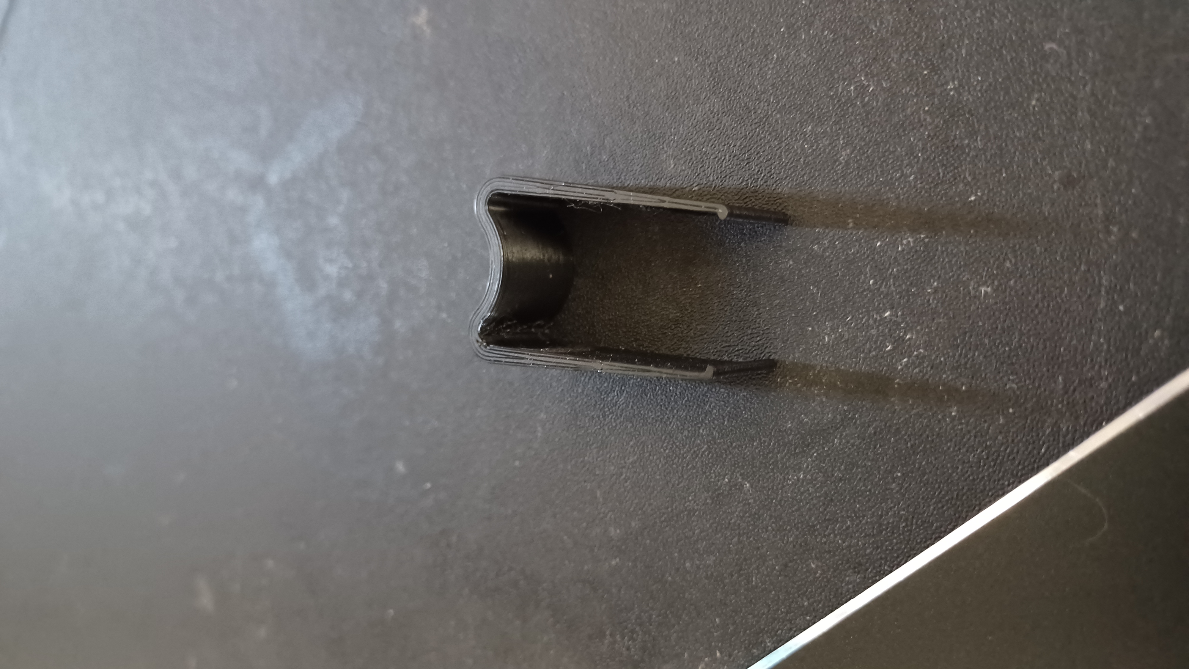 Miniatura 2 do modelo 3D Compliant Key Cap Puller