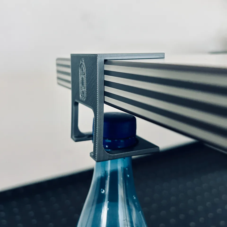 PET Bottleholder for all Tables in 58min by Lars Printing Solutions ...