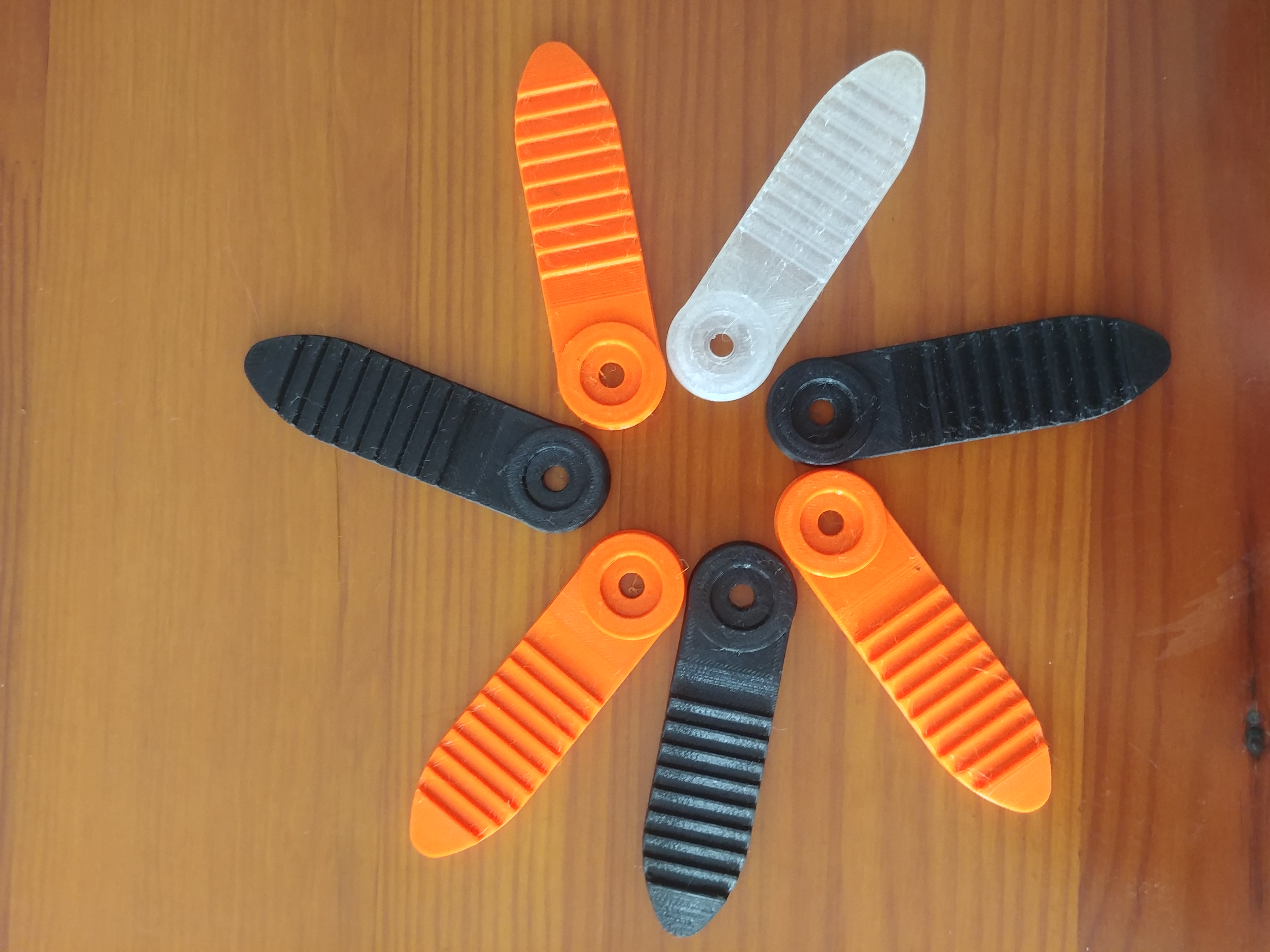 Snowboard strap key ring