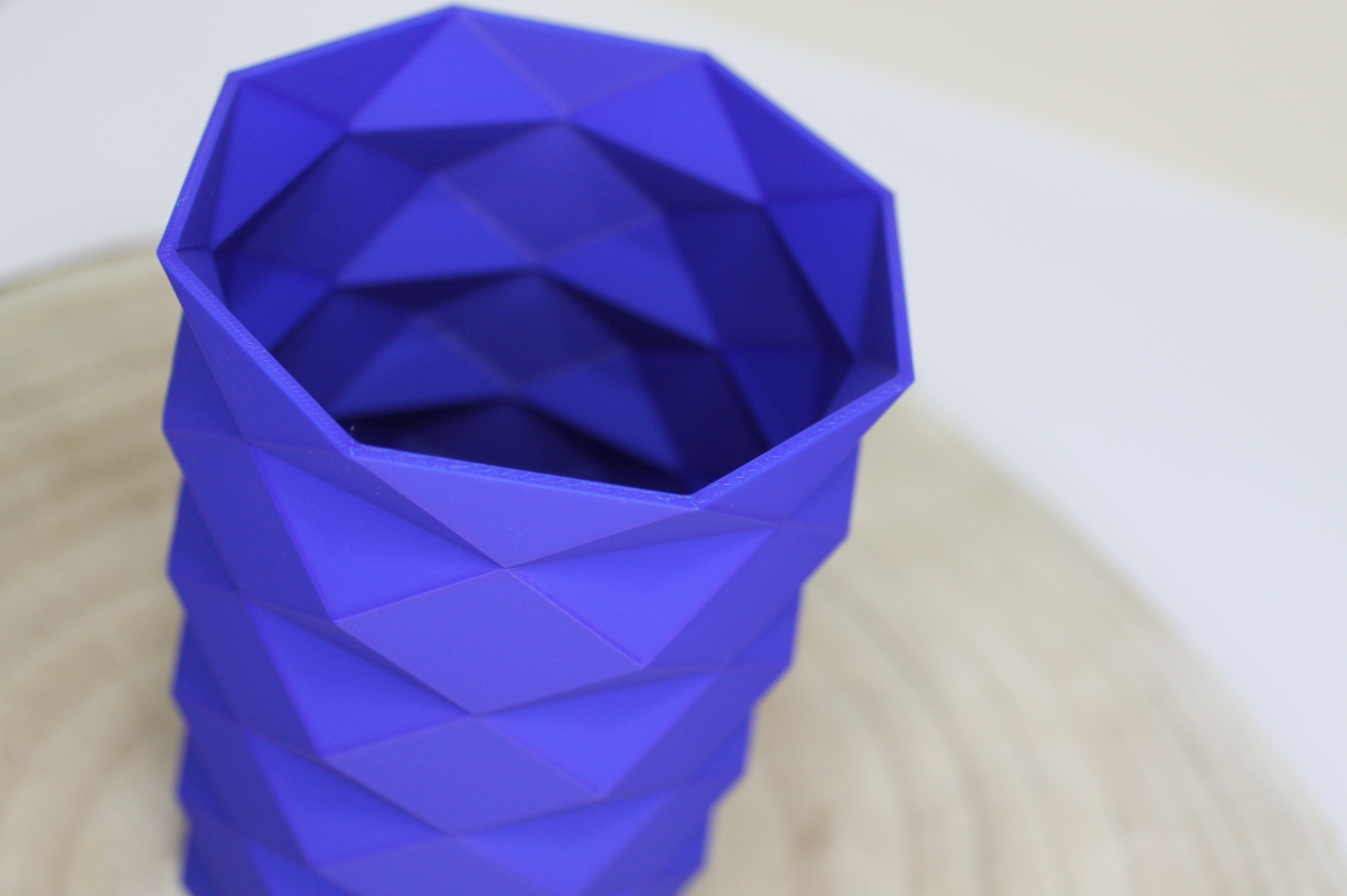 vase-lowpoly-by-franchescor-download-free-stl-model-printables