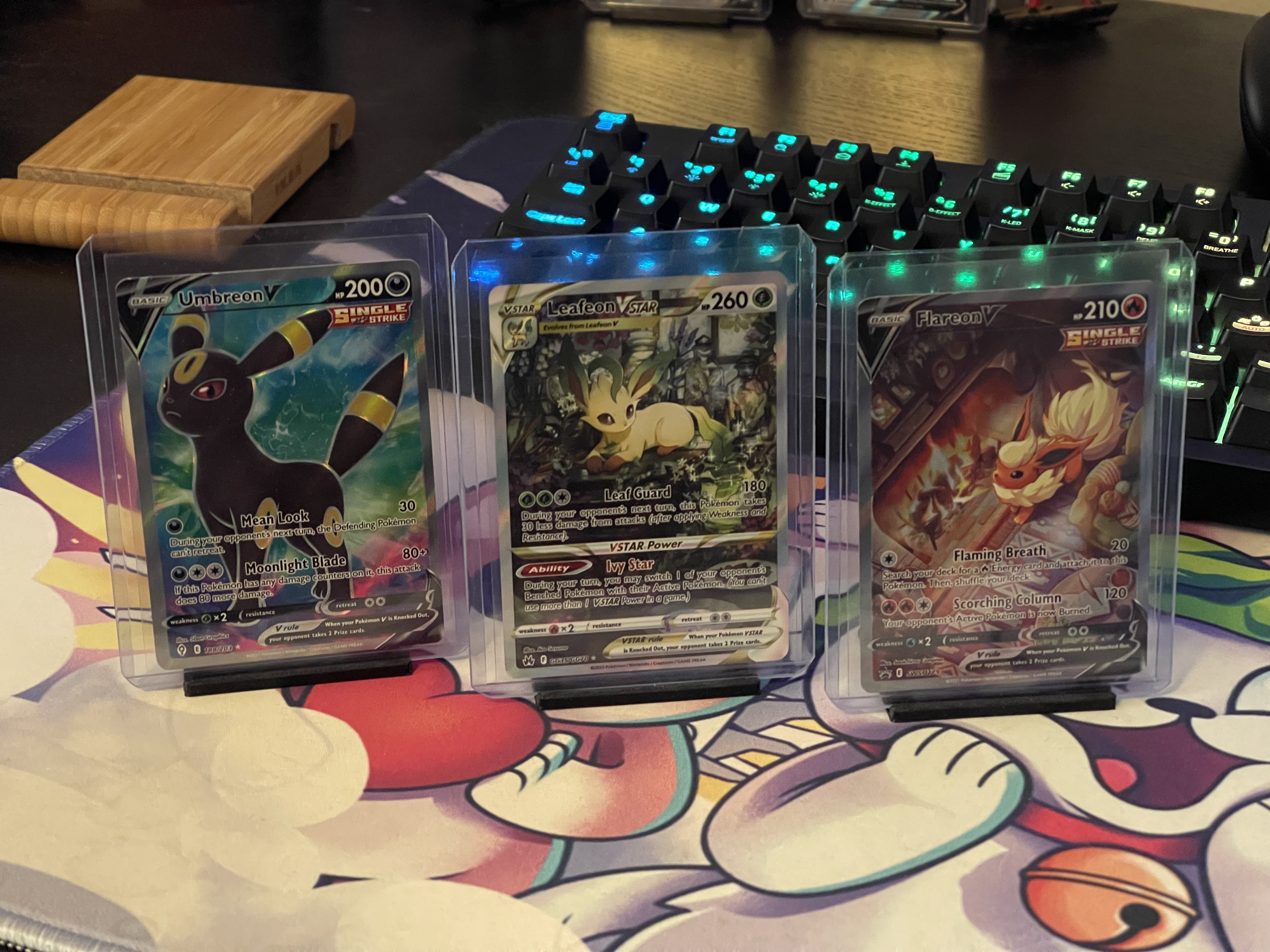 Top loader stand for TCG cards (Pokemon, Magic, etc)