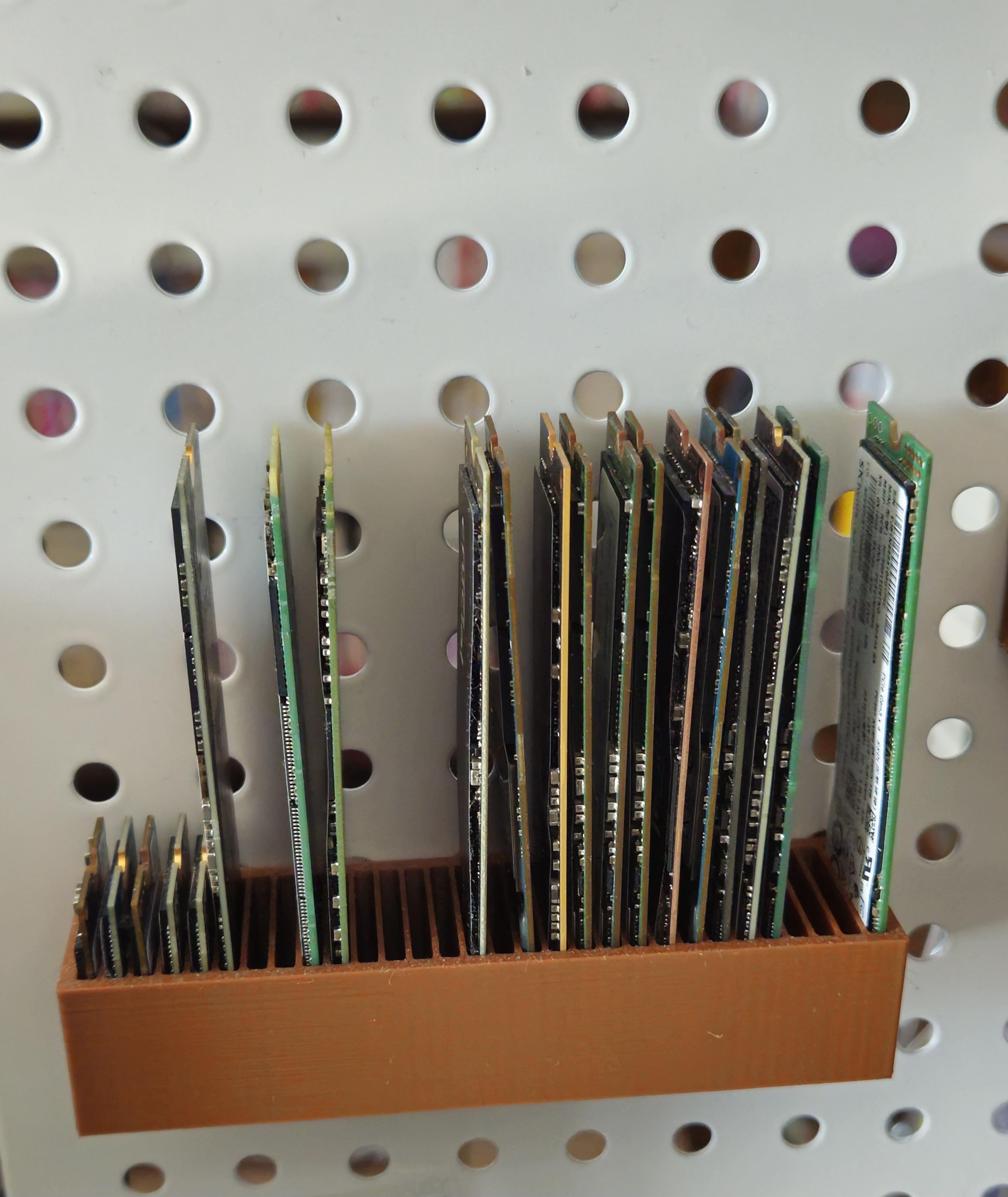 Pegboard Data Storage — thumbnail 3