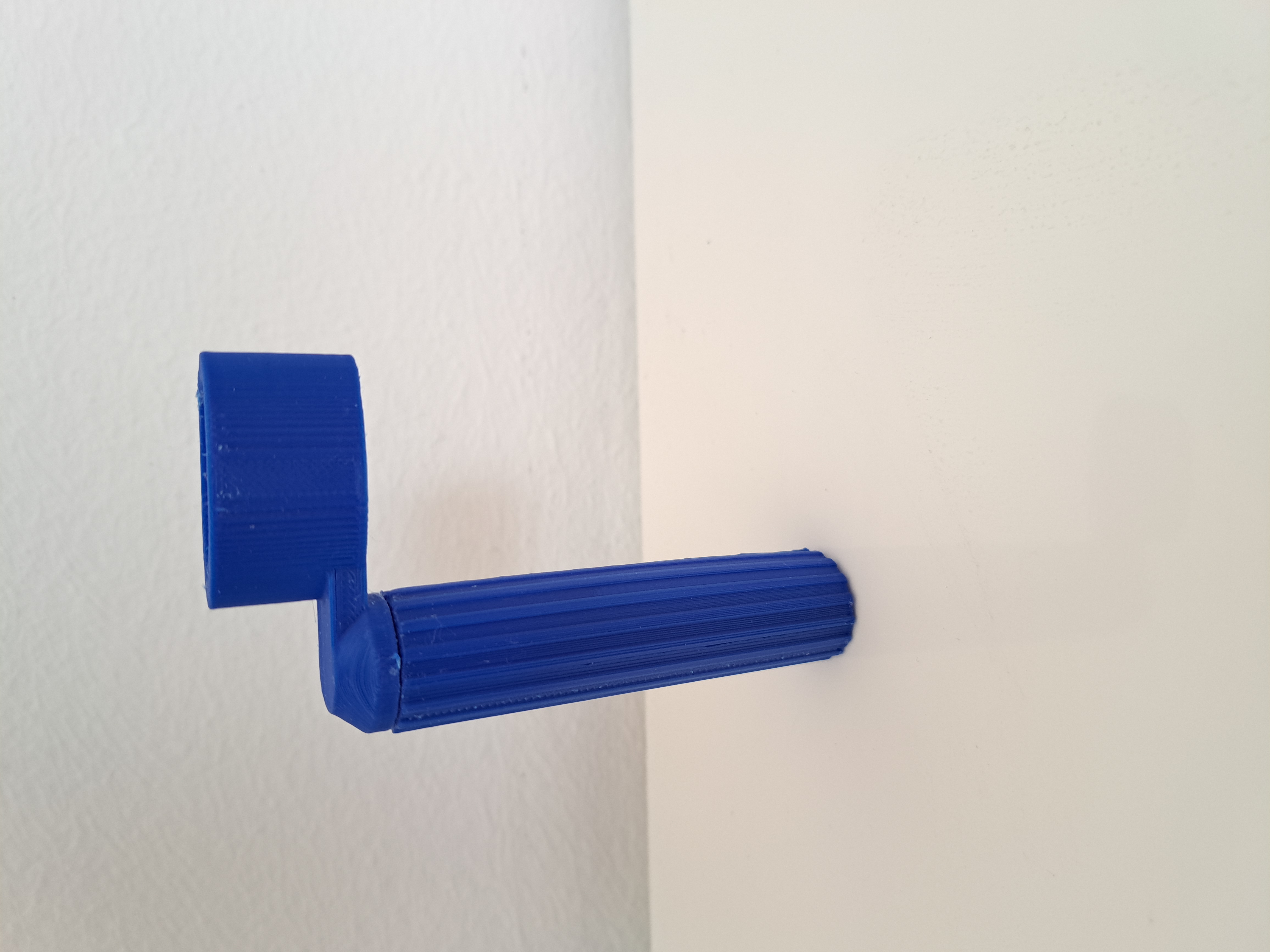 Guitar string winder