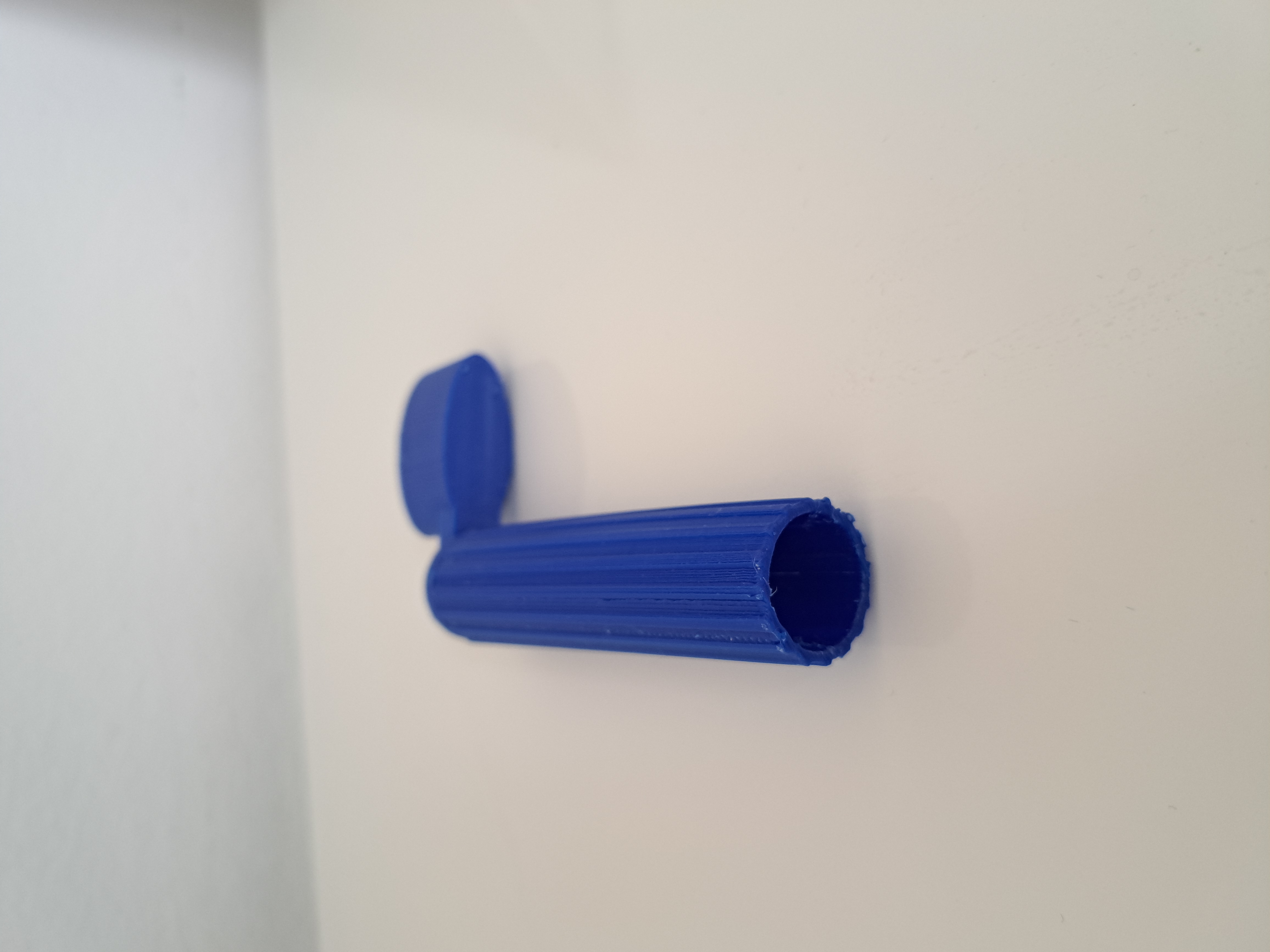 Miniatura 2 do modelo 3D Guitar string winder