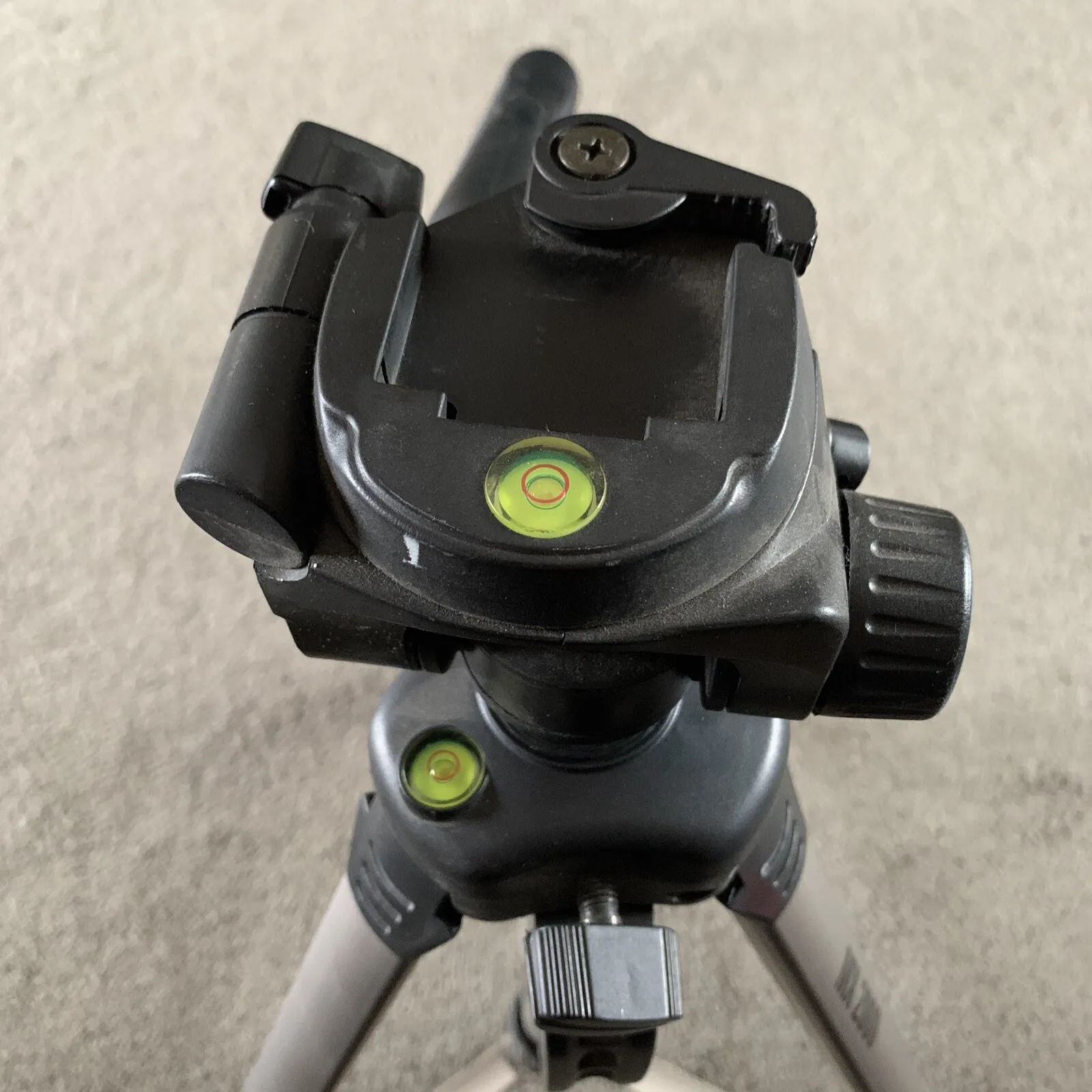 MX 2000 Tripod adapter plate by AlmightyFireFly | Download free STL ...