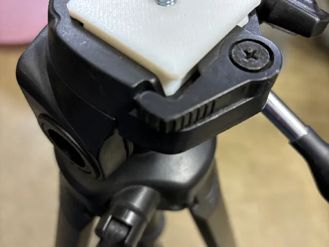 MX 2000 Tripod adapter plate