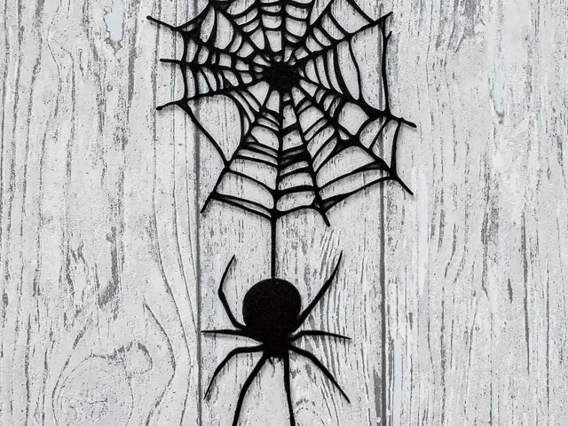 Spider prank - (halloween) wall art