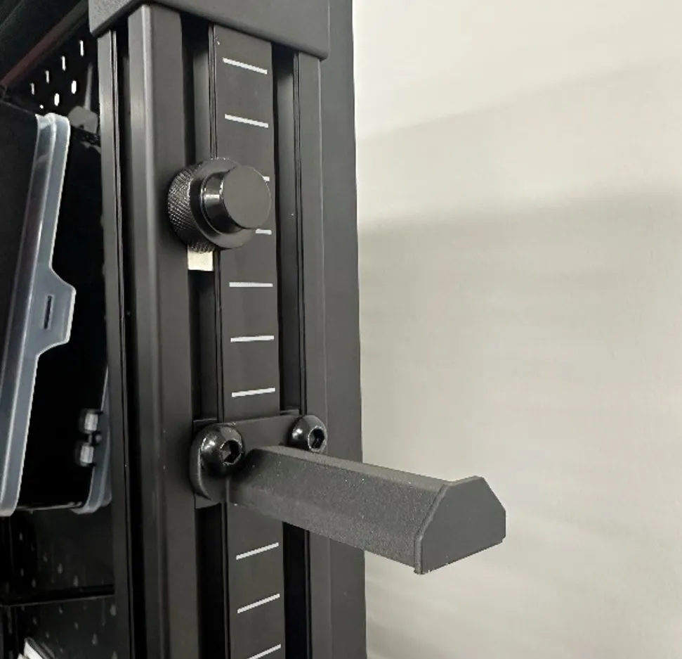 CORSAIR Platform:6 Headphone Holder (Rail Mounted) by Corsair ...