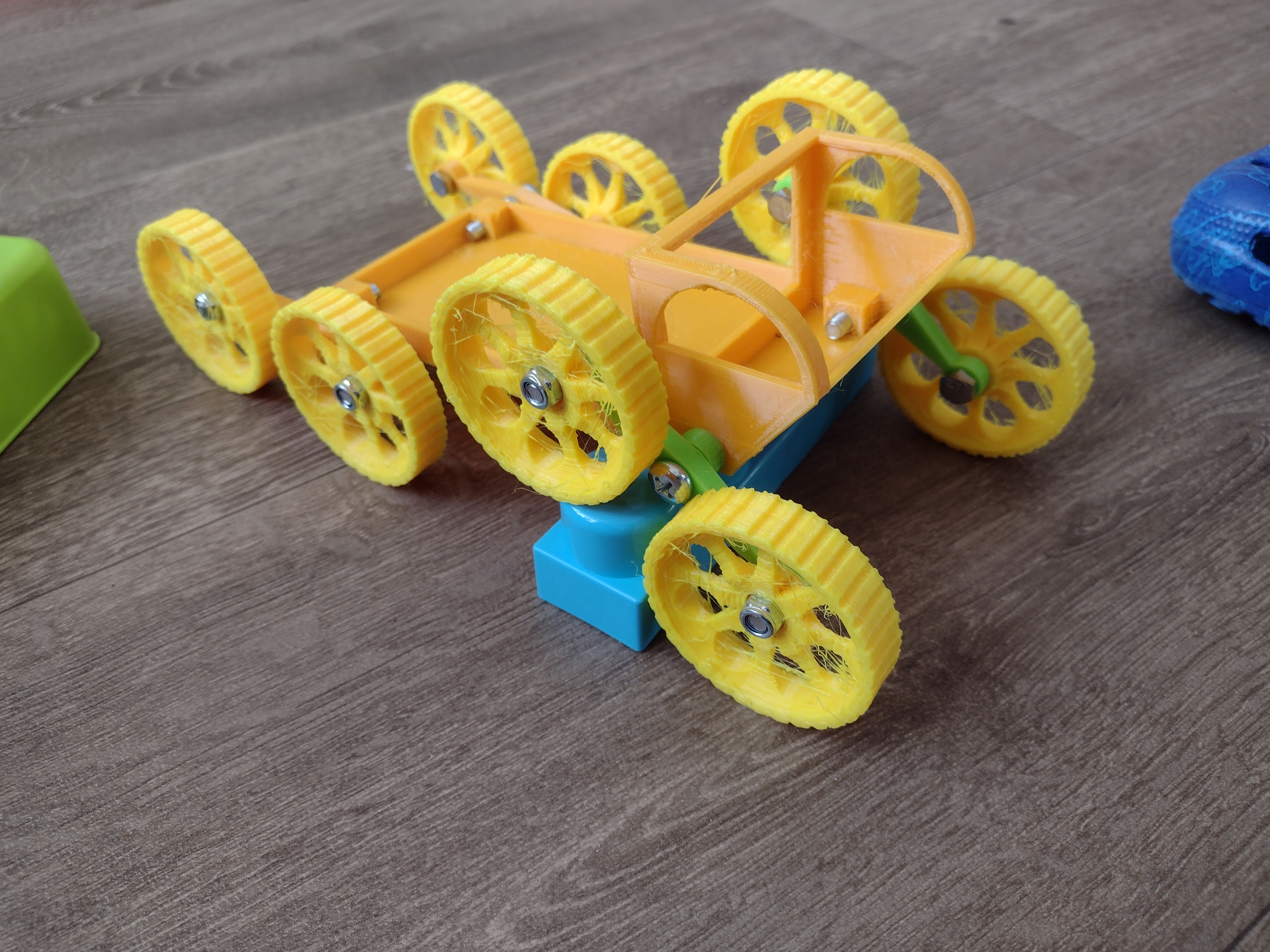 Lunar crawler