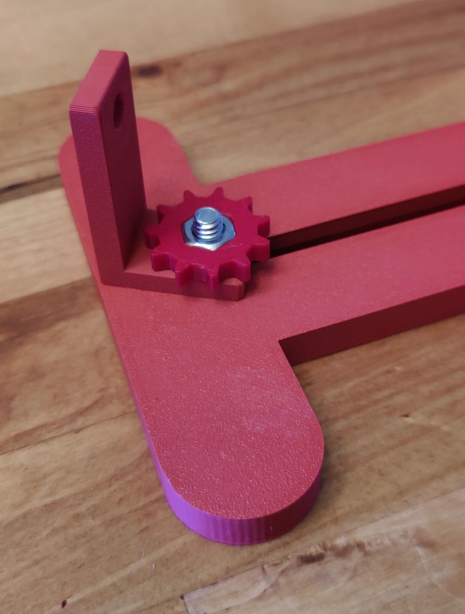 Model Ship Jig using 1/4 inch standard bolts. by Fellwind Download