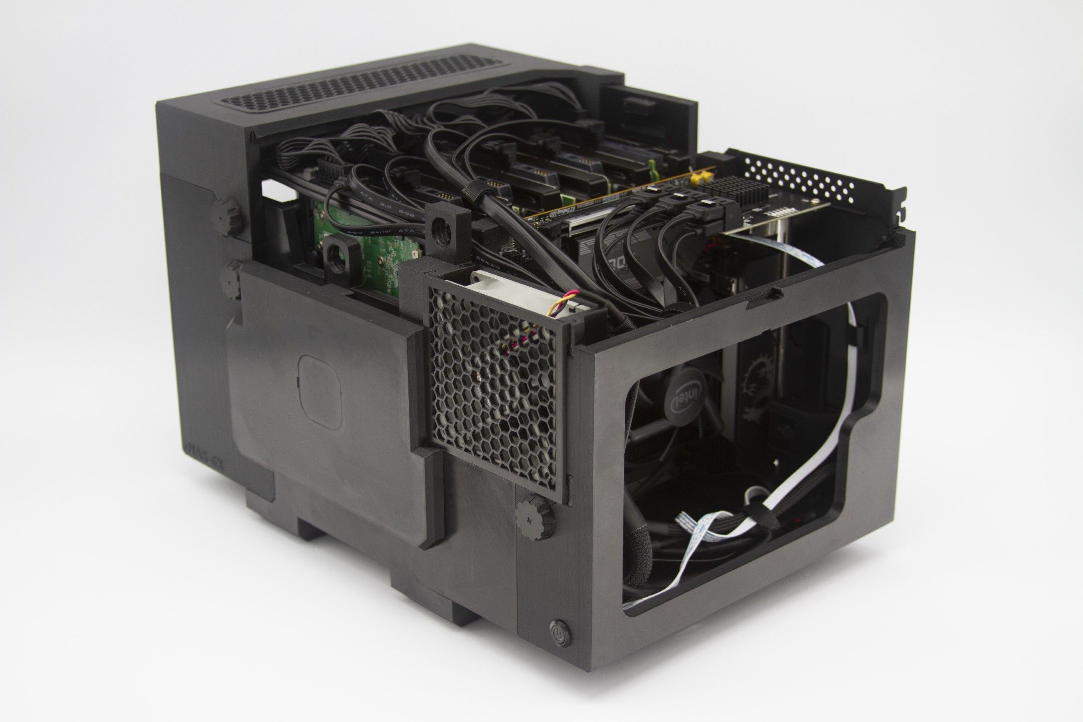 rNAS-6X - A completely 3D Printable and toolless PC NAS Case by ...