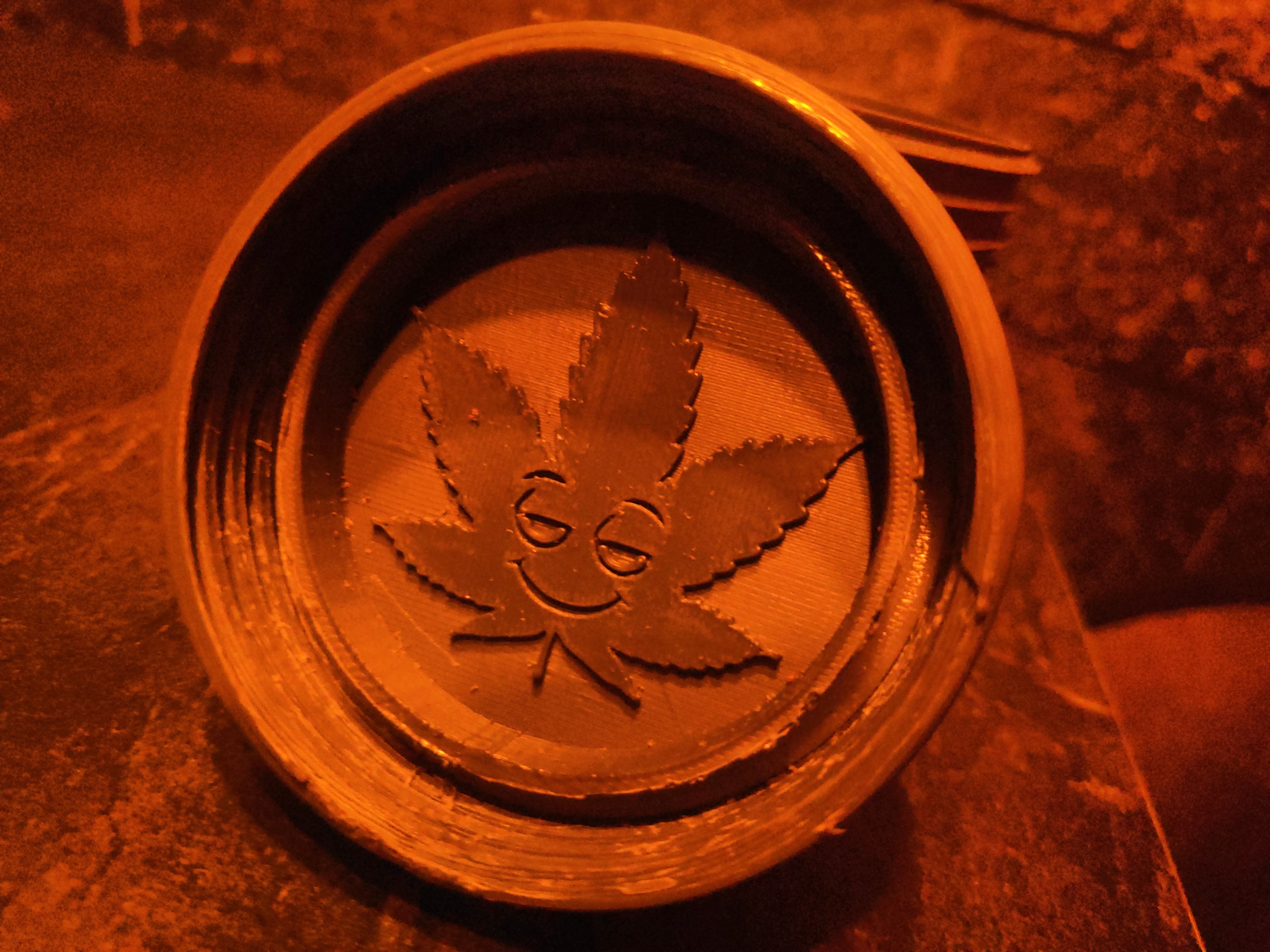 Smellproof stash jar — thumbnail 4