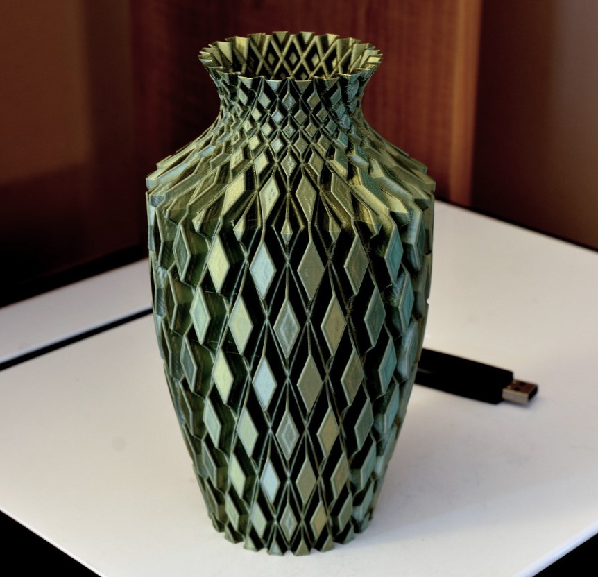 Vase 935