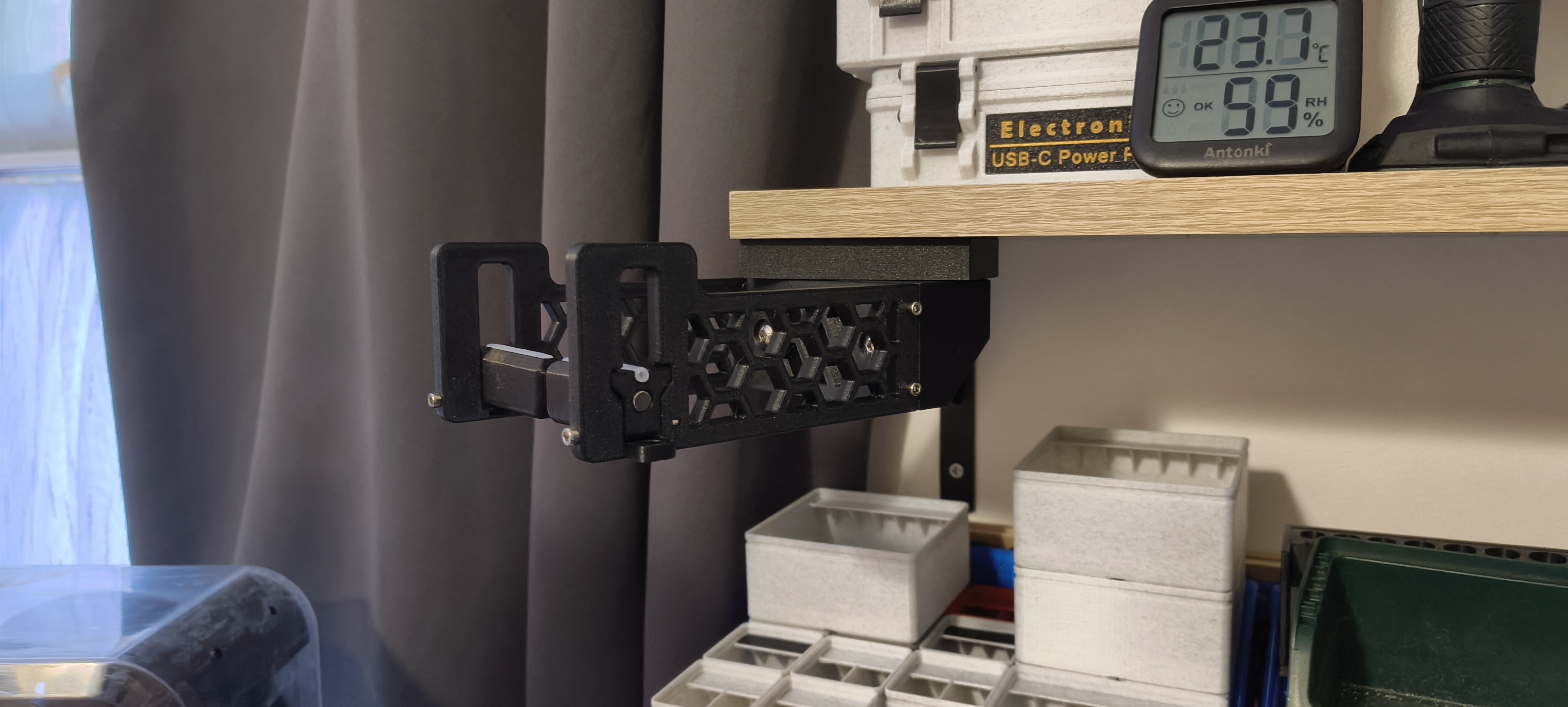 Adapters for under shelf mounting for @KenBob_258820 's spool holder