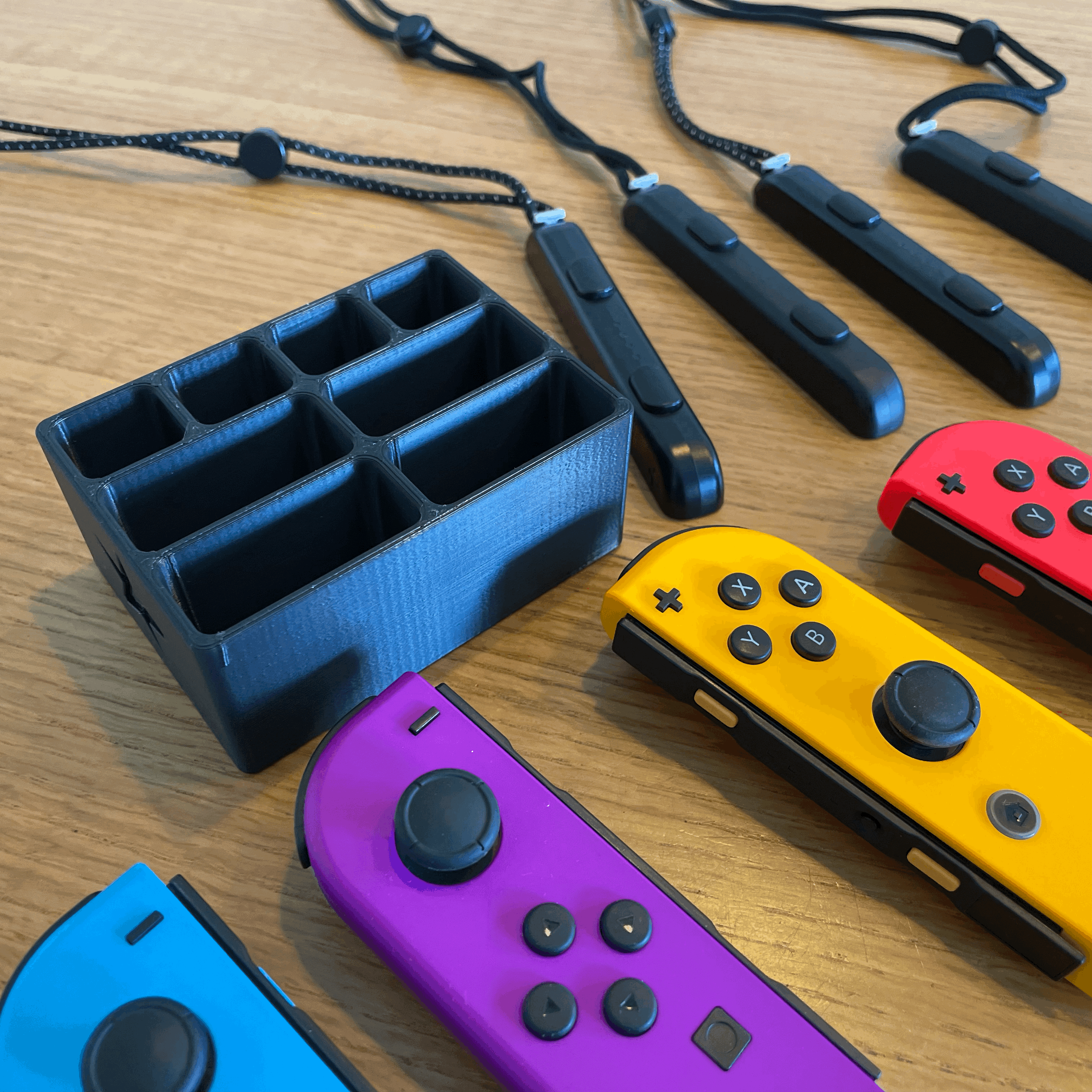 4 x Joy-con ve kayışlar tutucu p (Sadece Plastik Aparattır!!!)