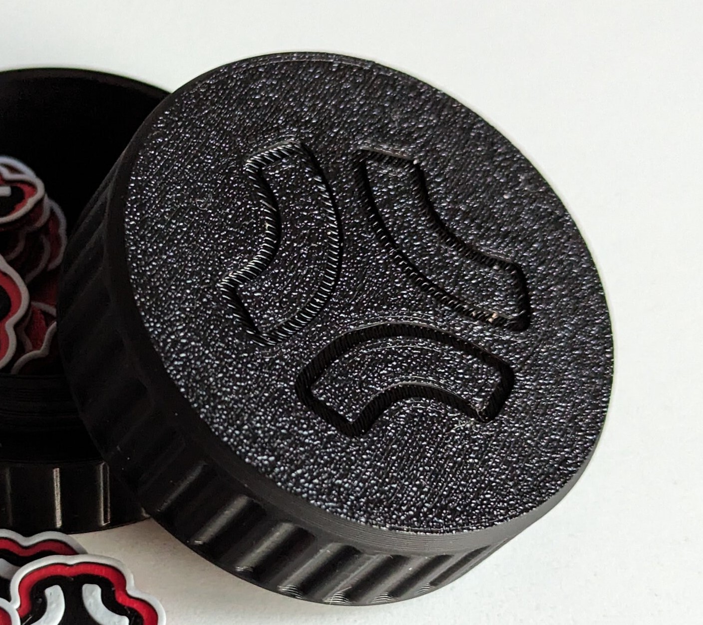 Magic: The Gathering Goaded Symbol Lid for Screw Cap Storage Box by Fredslund