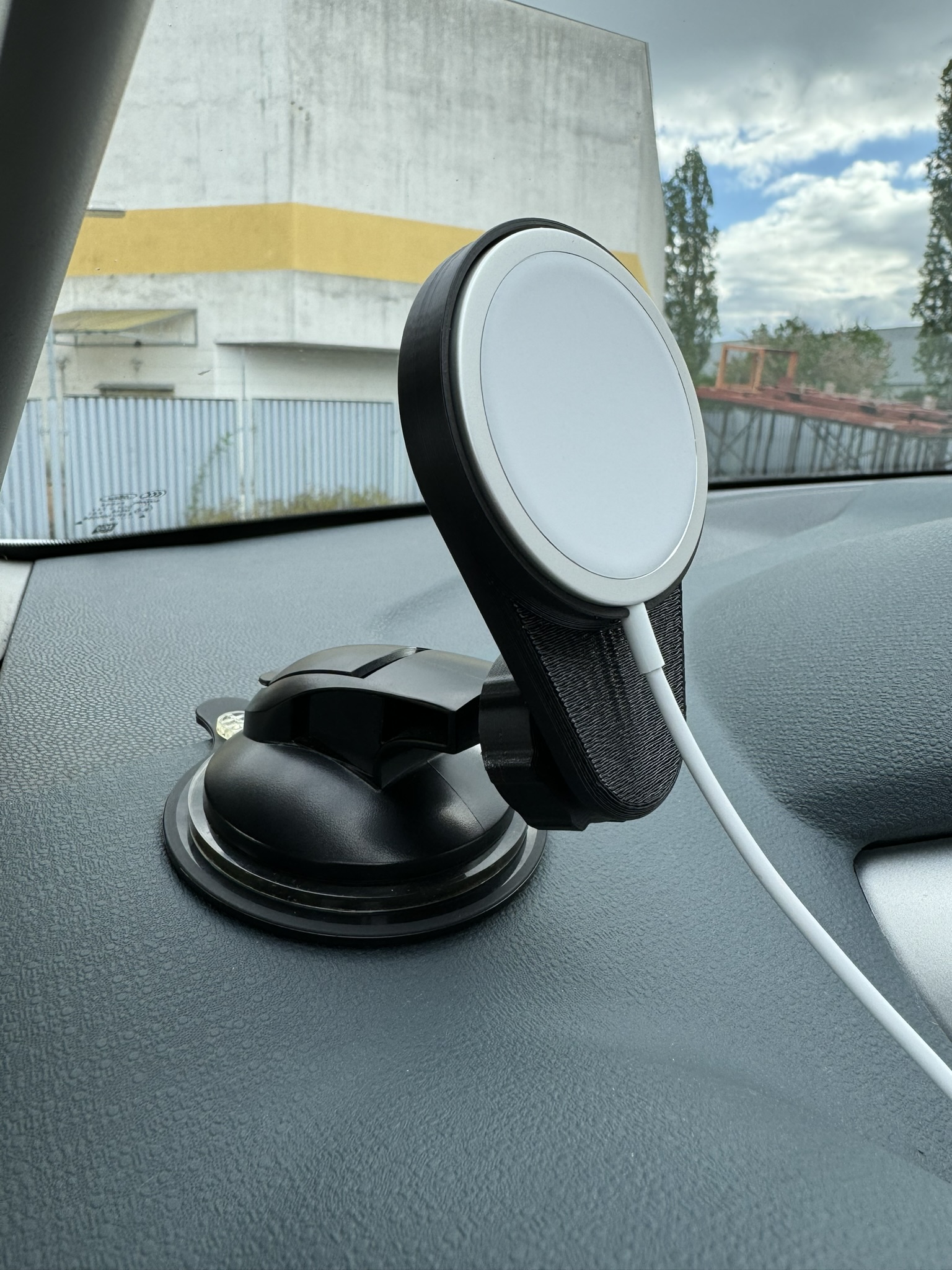 MagSafe charger 17mm ball joint