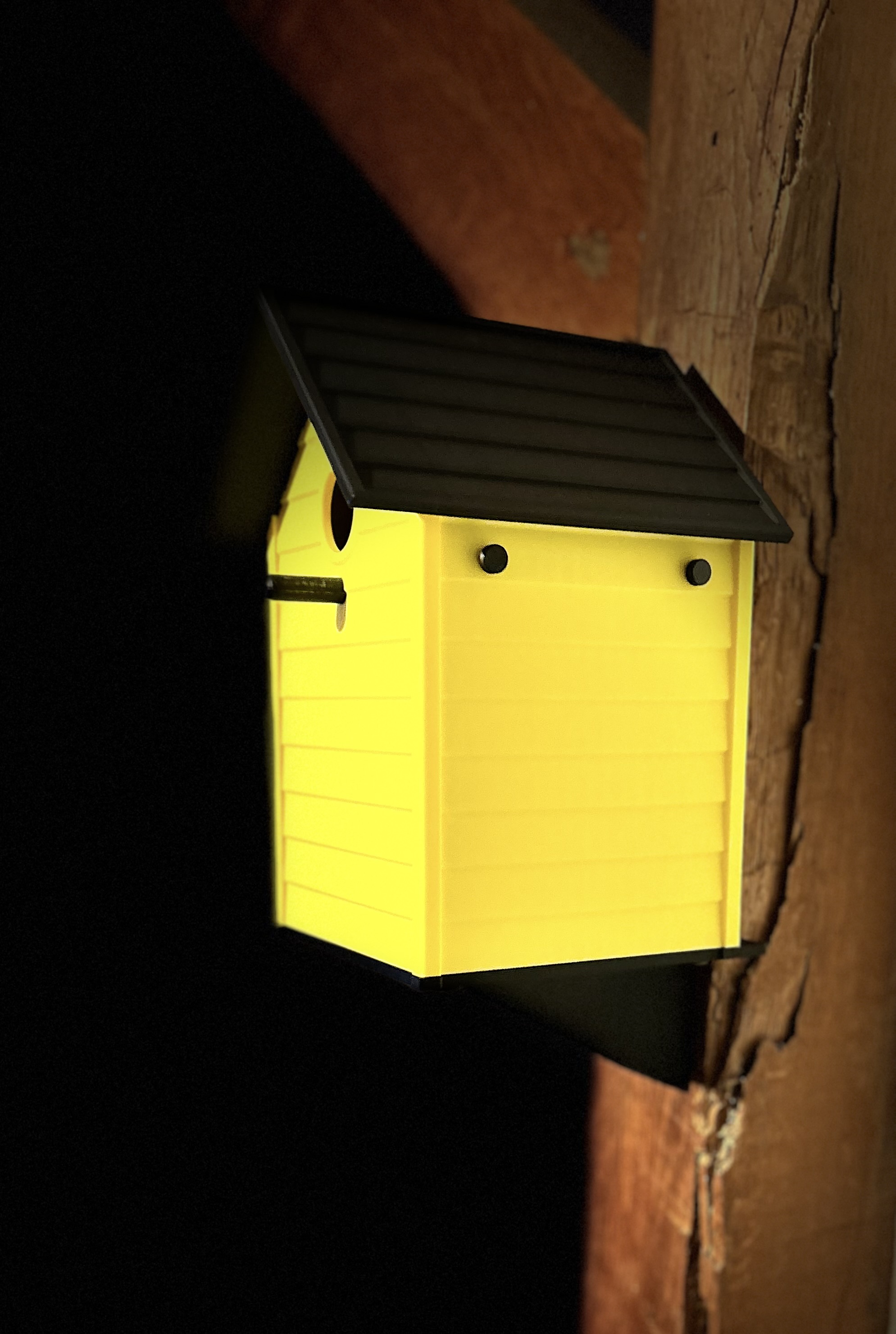 Classic birdhouse with mounting bracket. by Techro3D | Download free ...